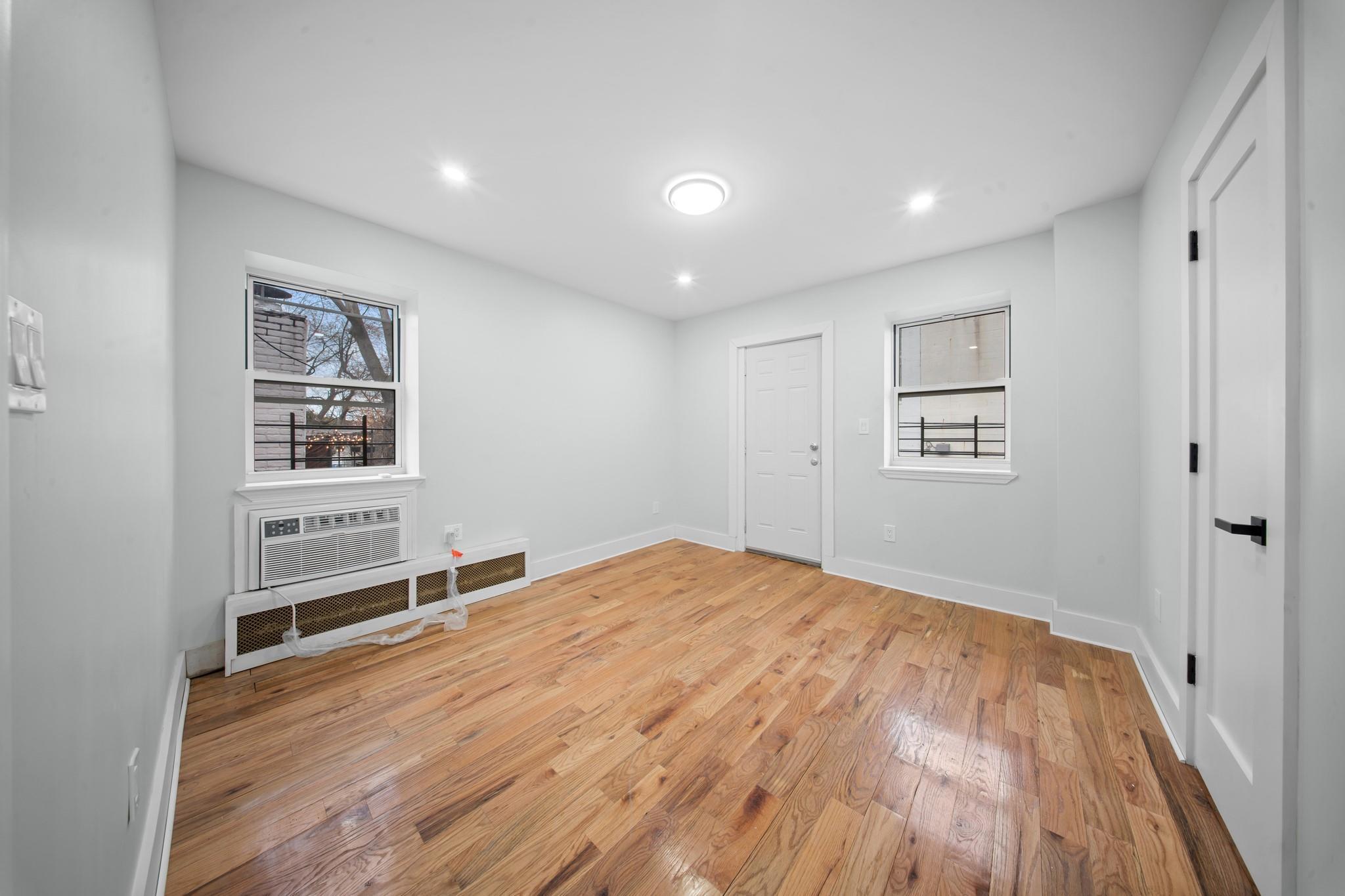 Commercial Sale Lenox Road  Brooklyn, NY 11203, MLS-832476-14