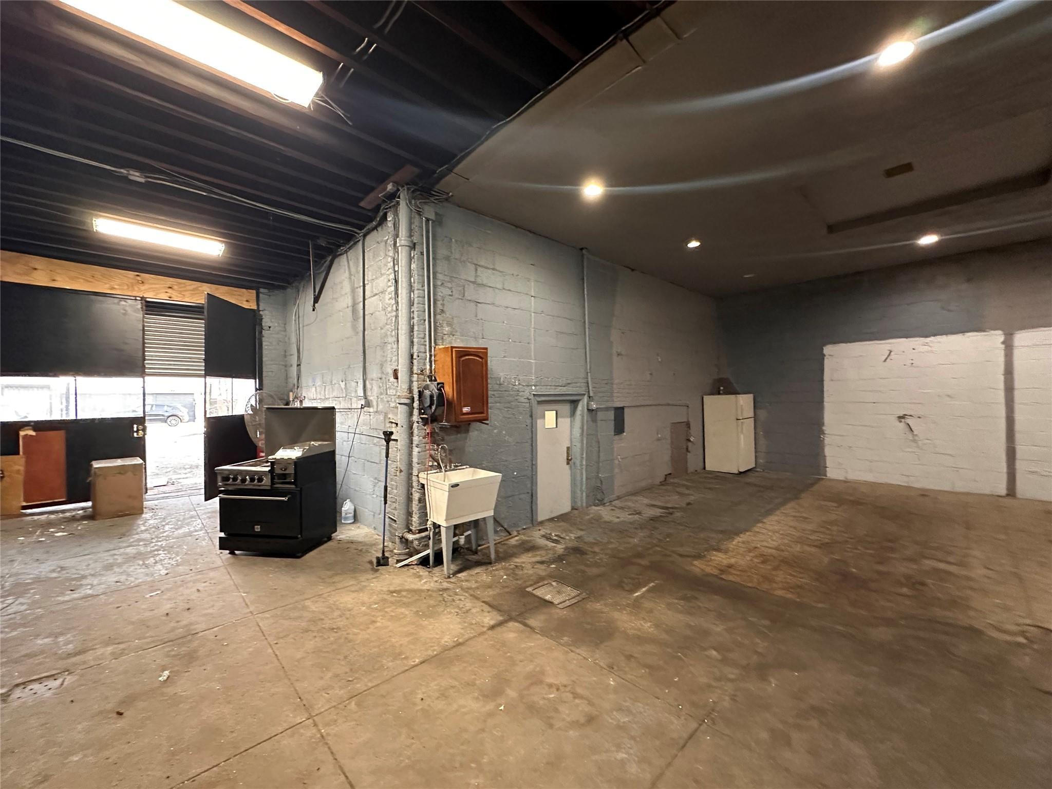 Commercial Lease Poplar  Bronx, NY 10461, MLS-832477-4