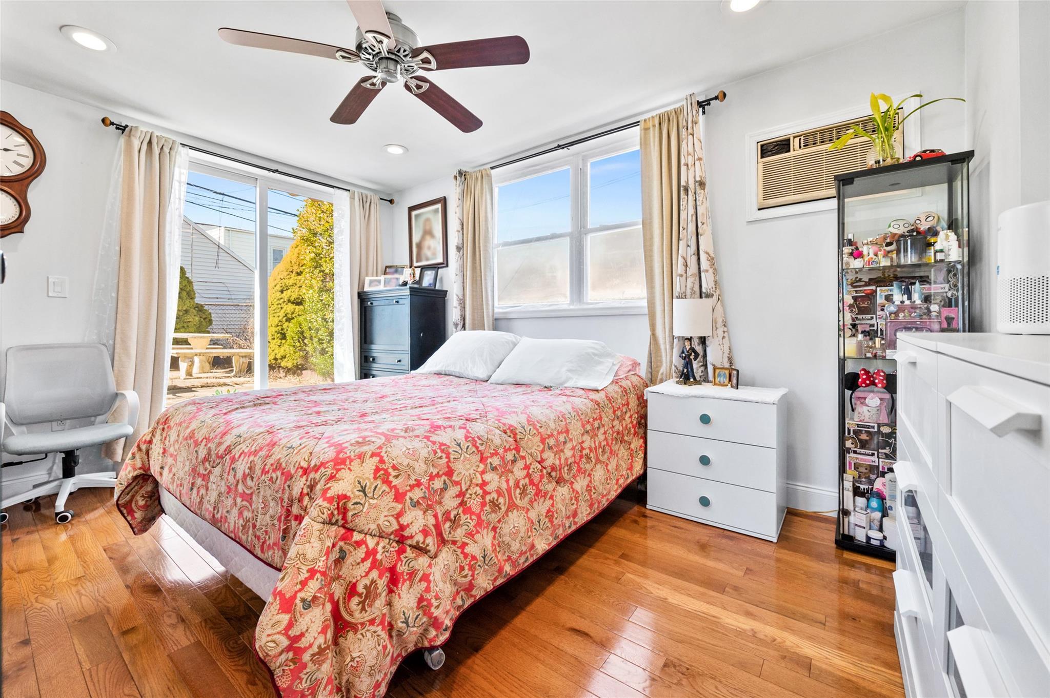Single Family 70th  Queens, NY 11375, MLS-832480-19