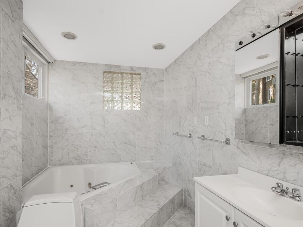 Single Family Sigma  Bronx, NY 10471, MLS-832484-22