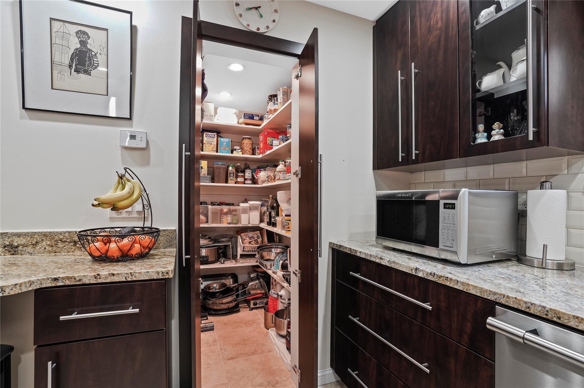 Single Family 91st  Queens, NY 11414, MLS-832506-10