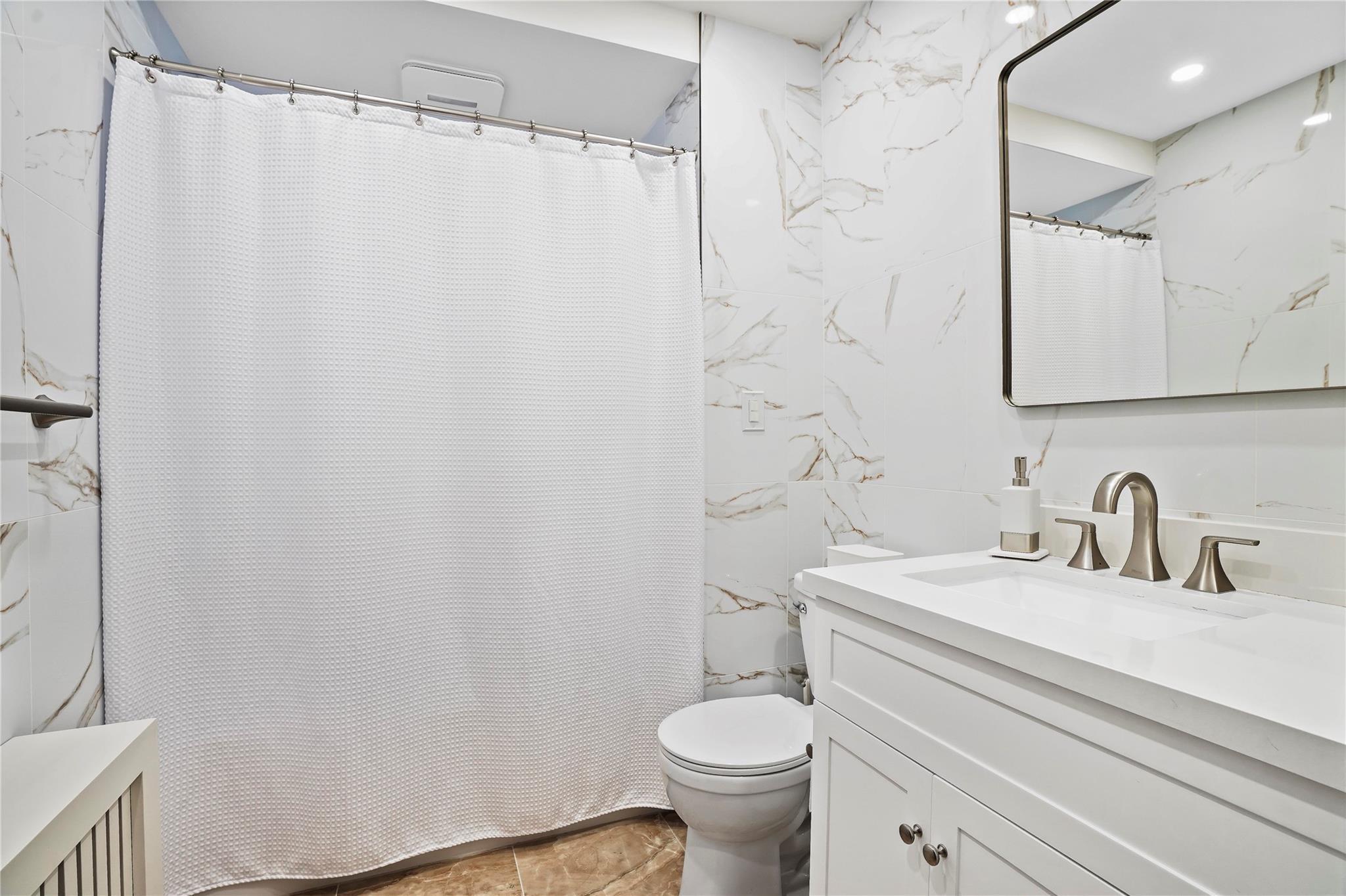 Single Family 91st  Queens, NY 11414, MLS-832506-16