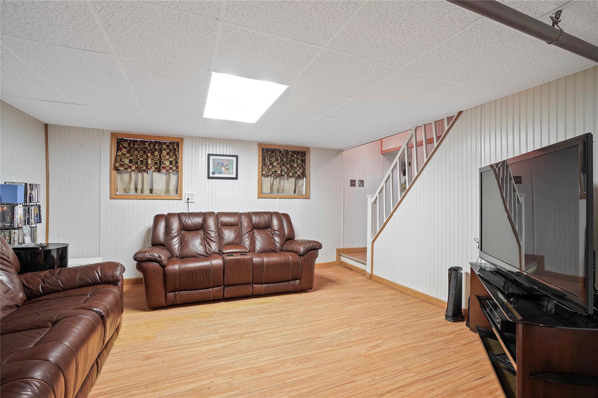 Single Family 91st  Queens, NY 11414, MLS-832506-29