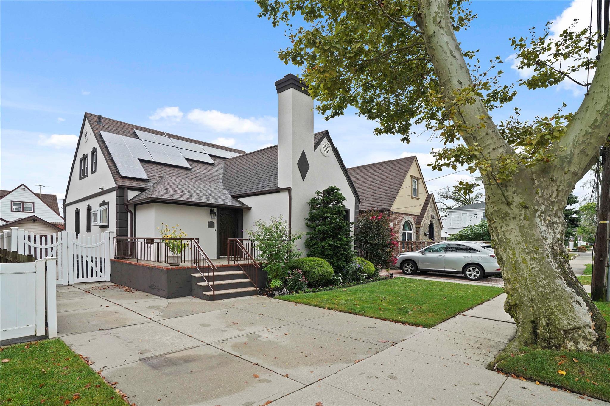 Single Family 91st  Queens, NY 11414, MLS-832506-43