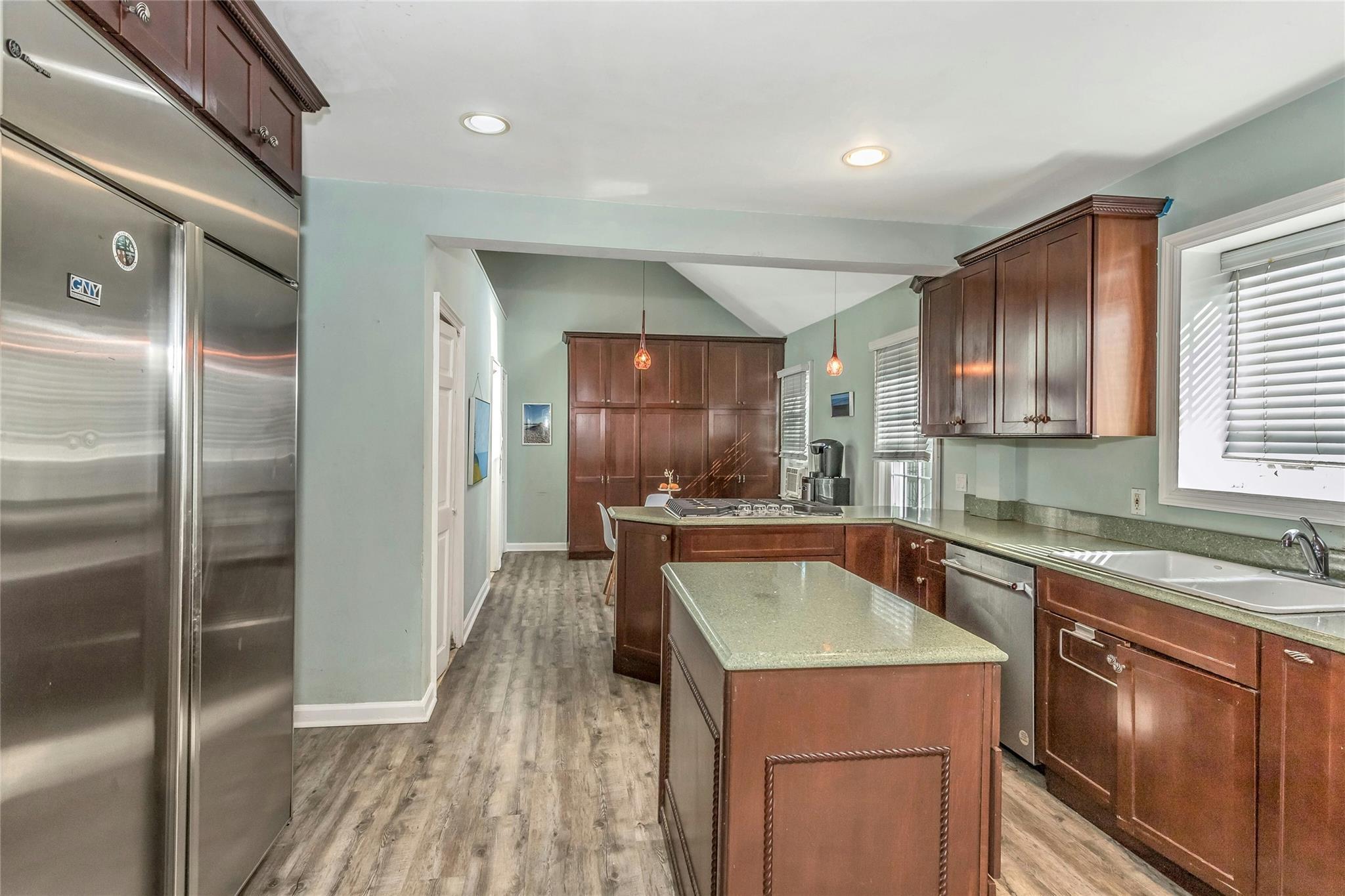 Single Family Demott  Nassau County, NY 11570, MLS-832517-10