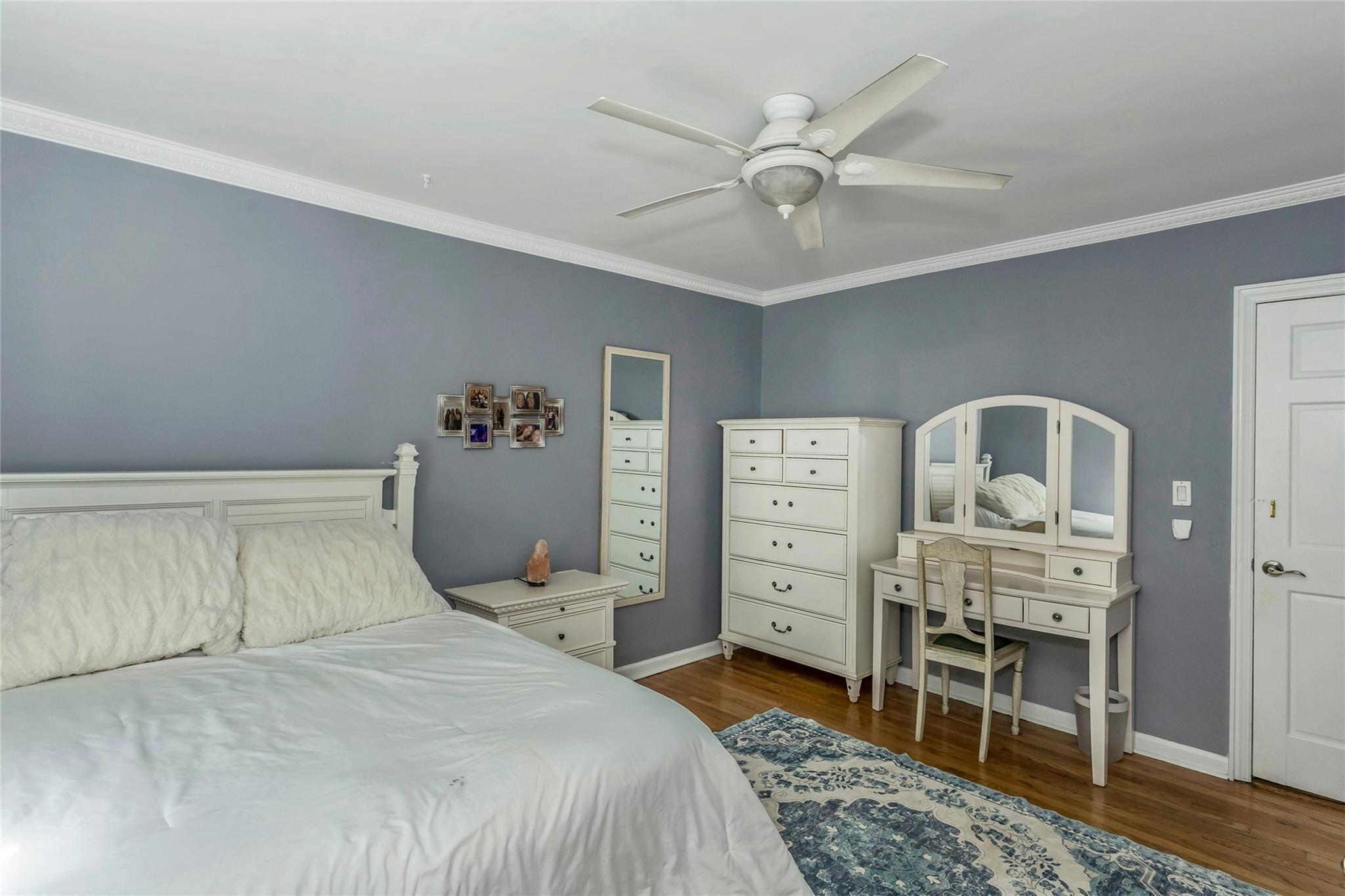 Single Family Demott  Nassau County, NY 11570, MLS-832517-19