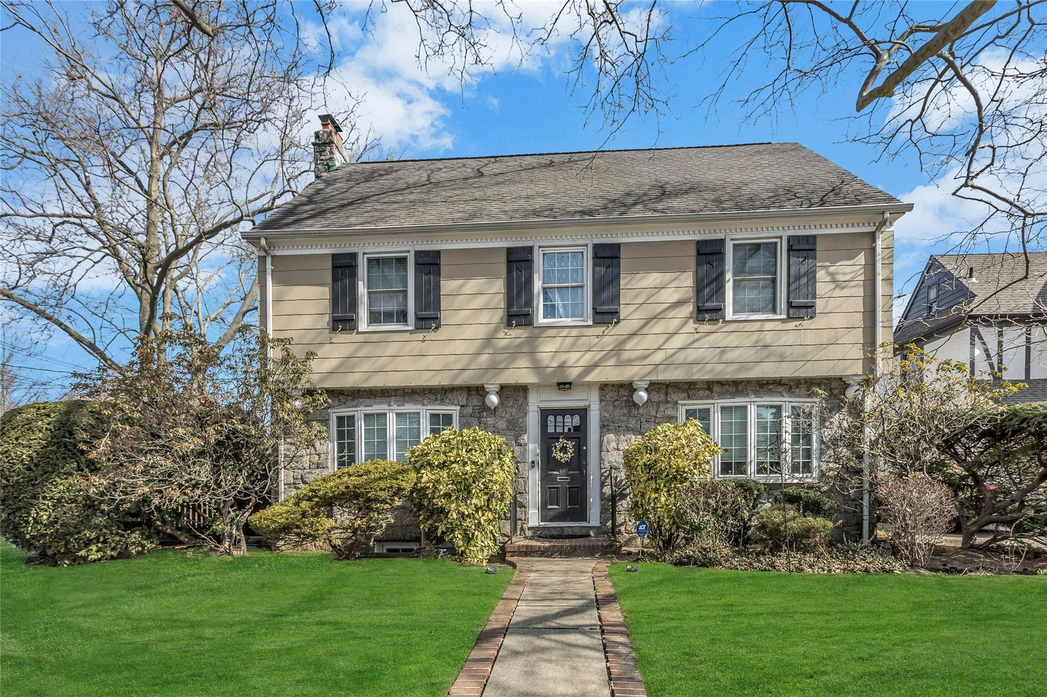 Single Family Demott  Nassau County, NY 11570, MLS-832517-2