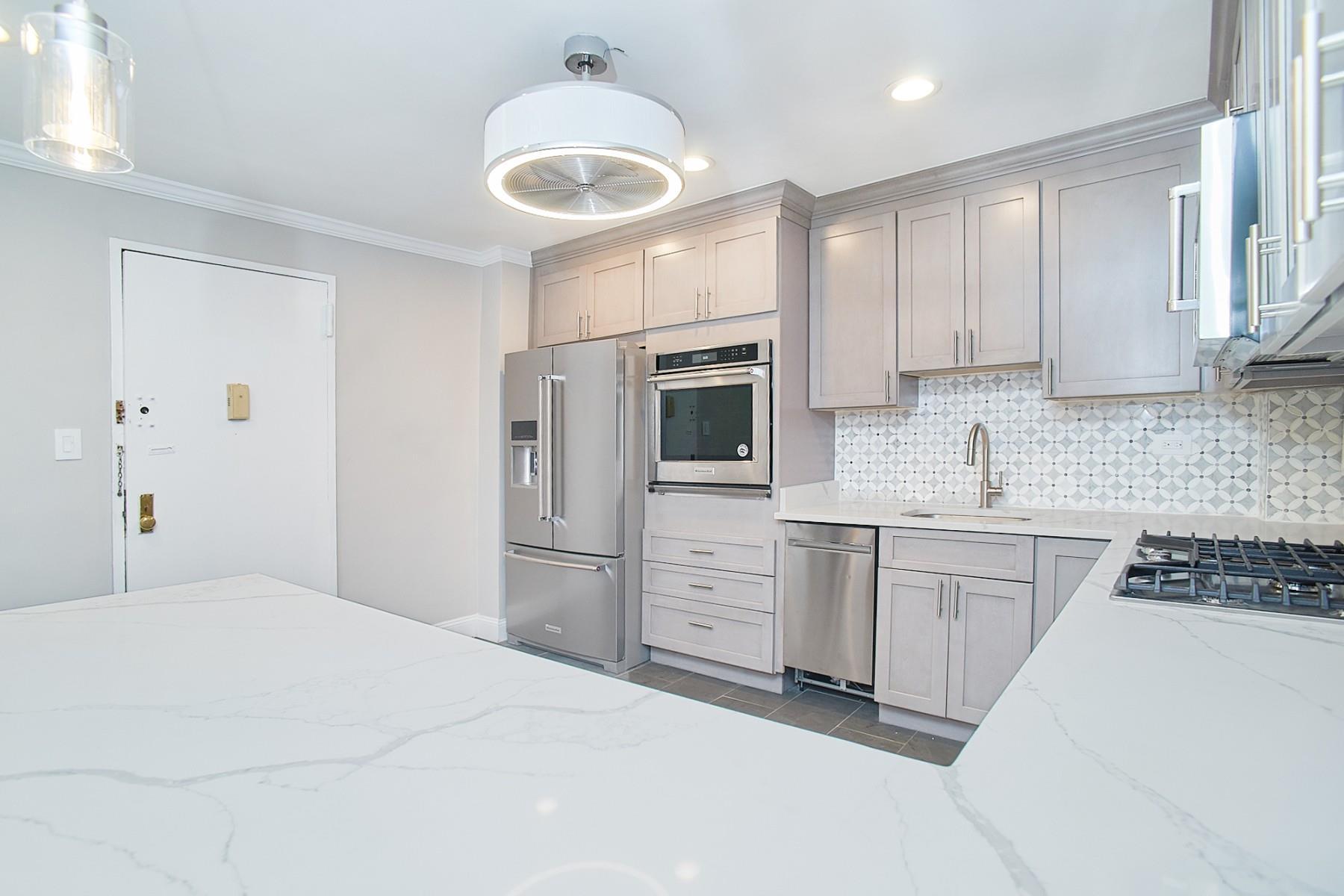 Coop Lenox  Brooklyn, NY 11226, MLS-832519-5