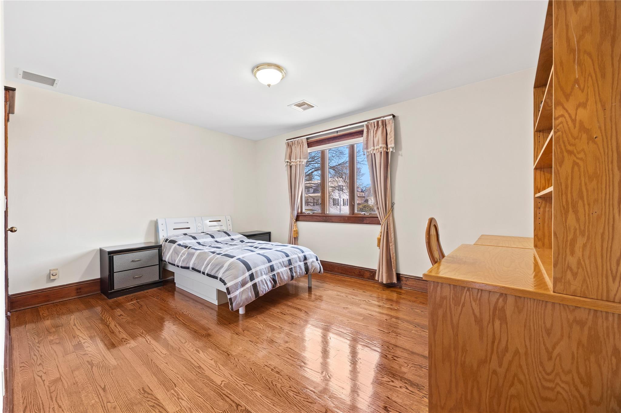 Single Family 158th  Queens, NY 11358, MLS-832565-15