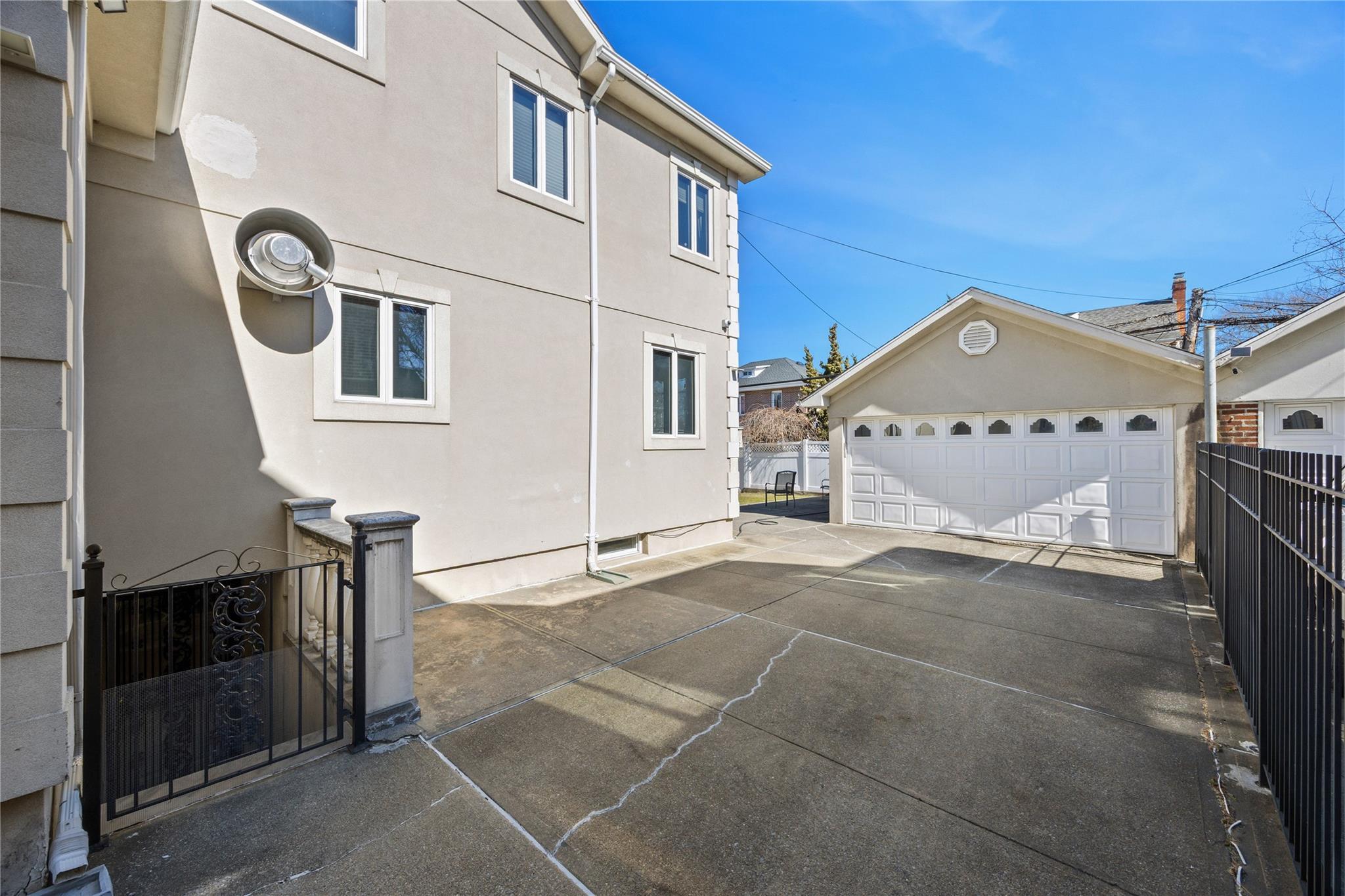 Single Family 158th  Queens, NY 11358, MLS-832565-31