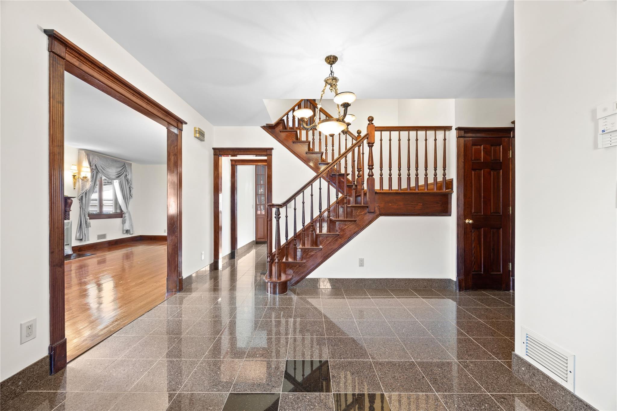 Single Family 158th  Queens, NY 11358, MLS-832565-6