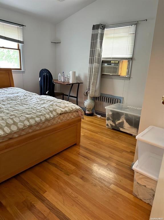 Single Family 213th  Queens, NY 11364, MLS-832568-15