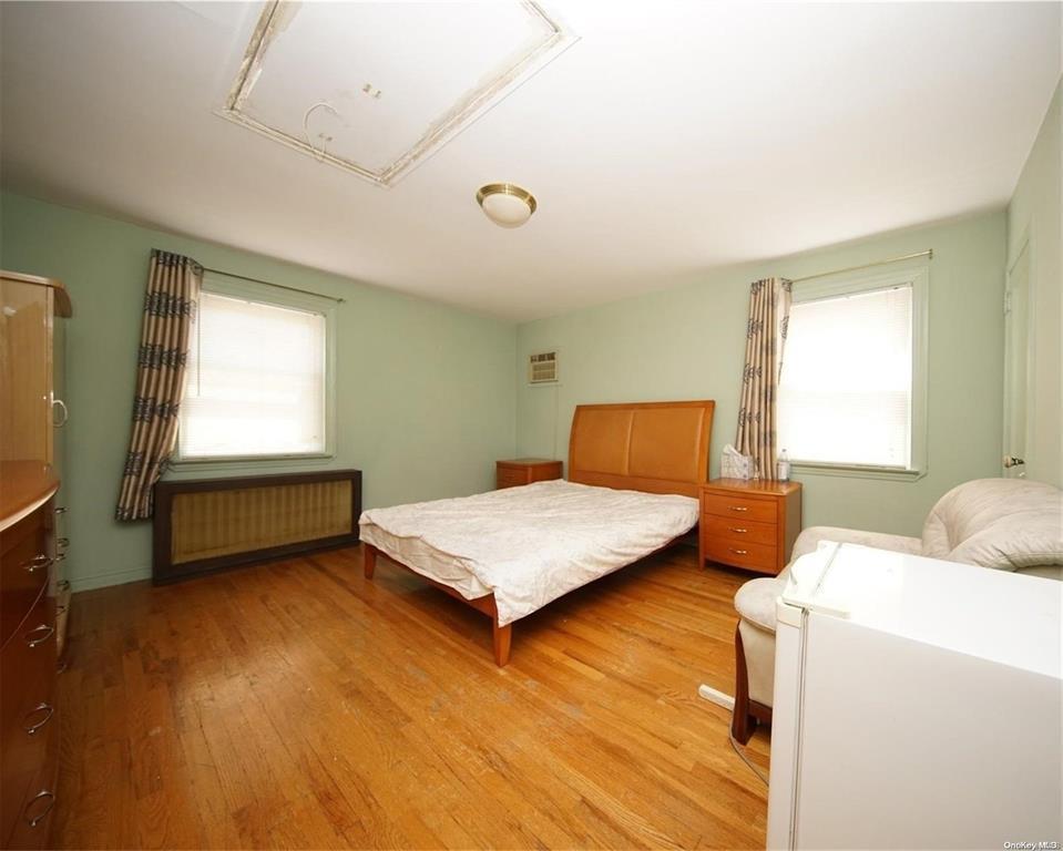 Single Family 213th  Queens, NY 11364, MLS-832568-5