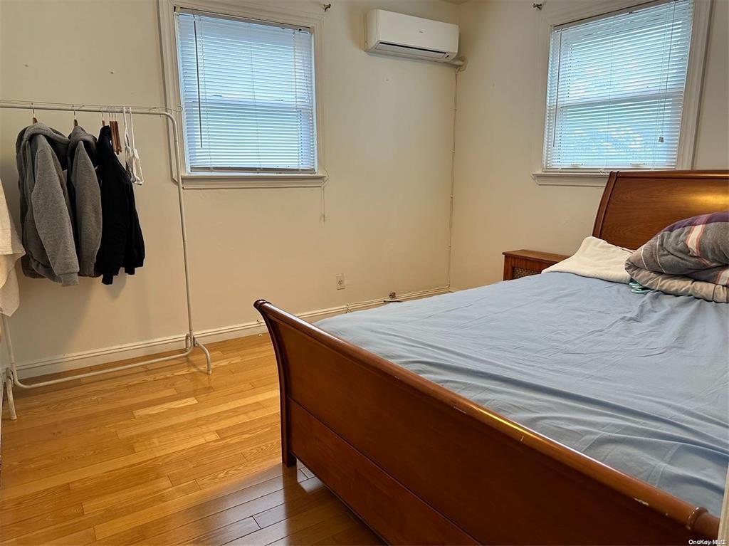 Single Family 213th  Queens, NY 11364, MLS-832568-9