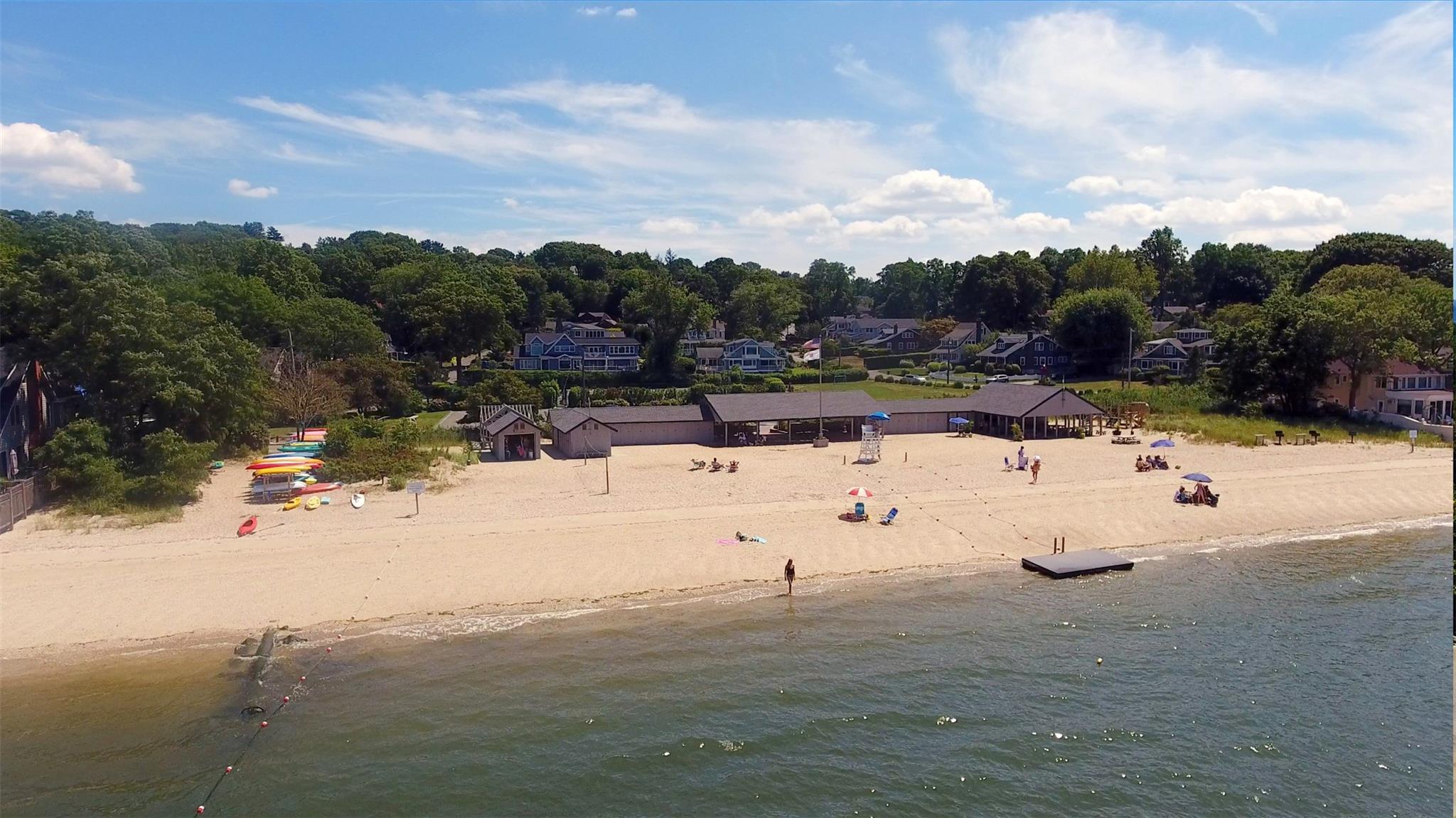 Single Family Valley  Suffolk County, NY 11743, MLS-832580-30