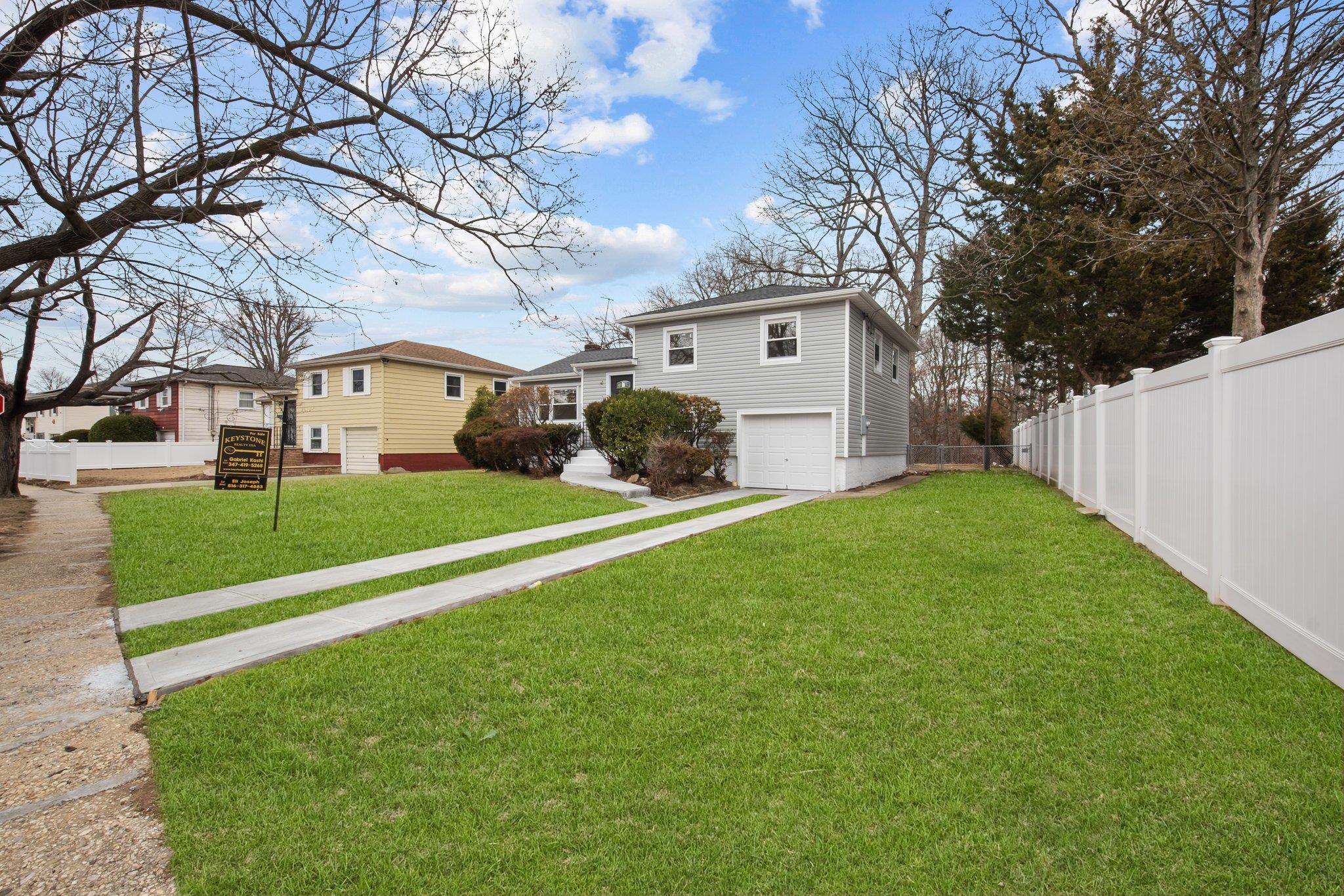 Single Family Conlon  Nassau County, NY 11575, MLS-832595-14