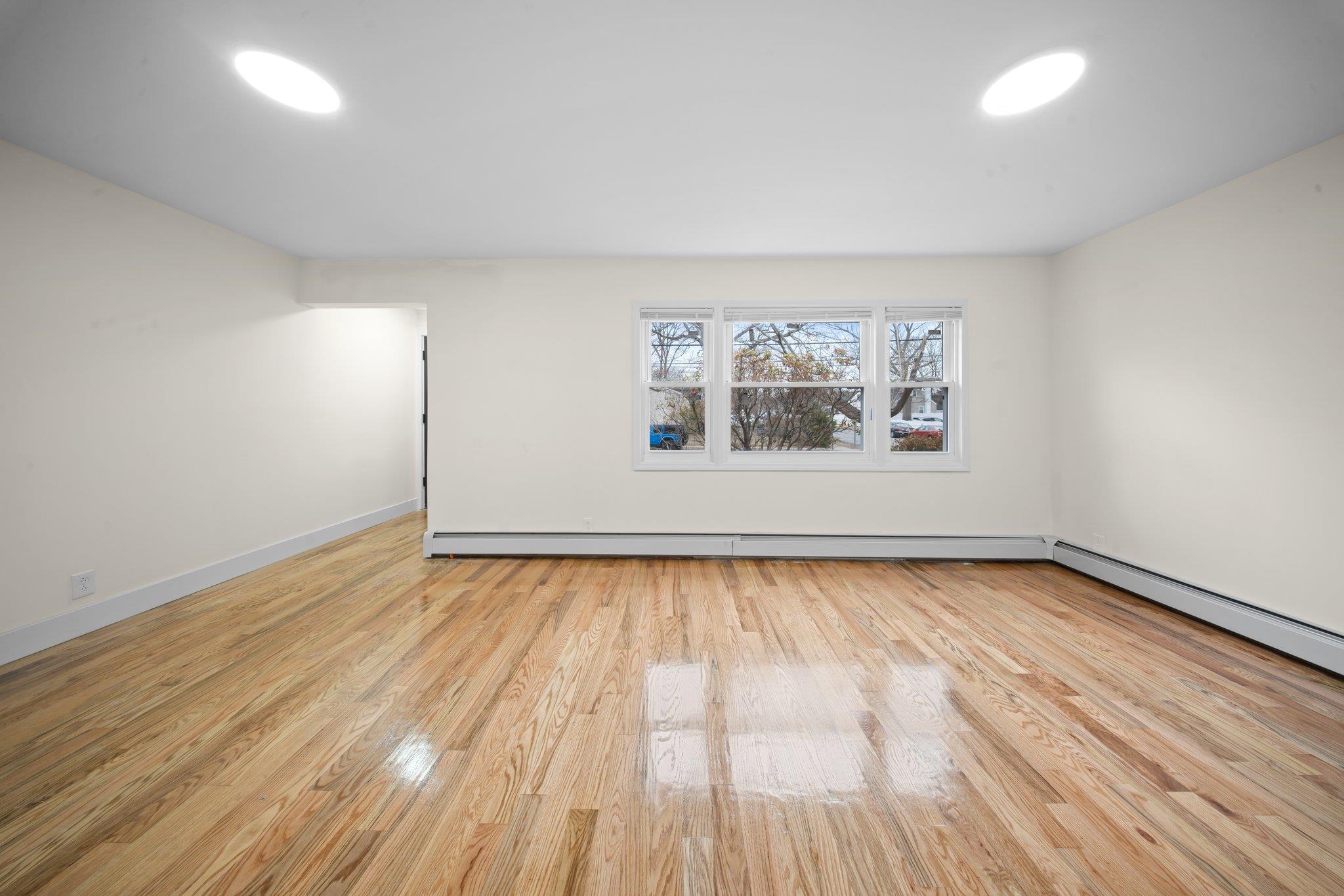 Single Family Conlon  Nassau County, NY 11575, MLS-832595-6