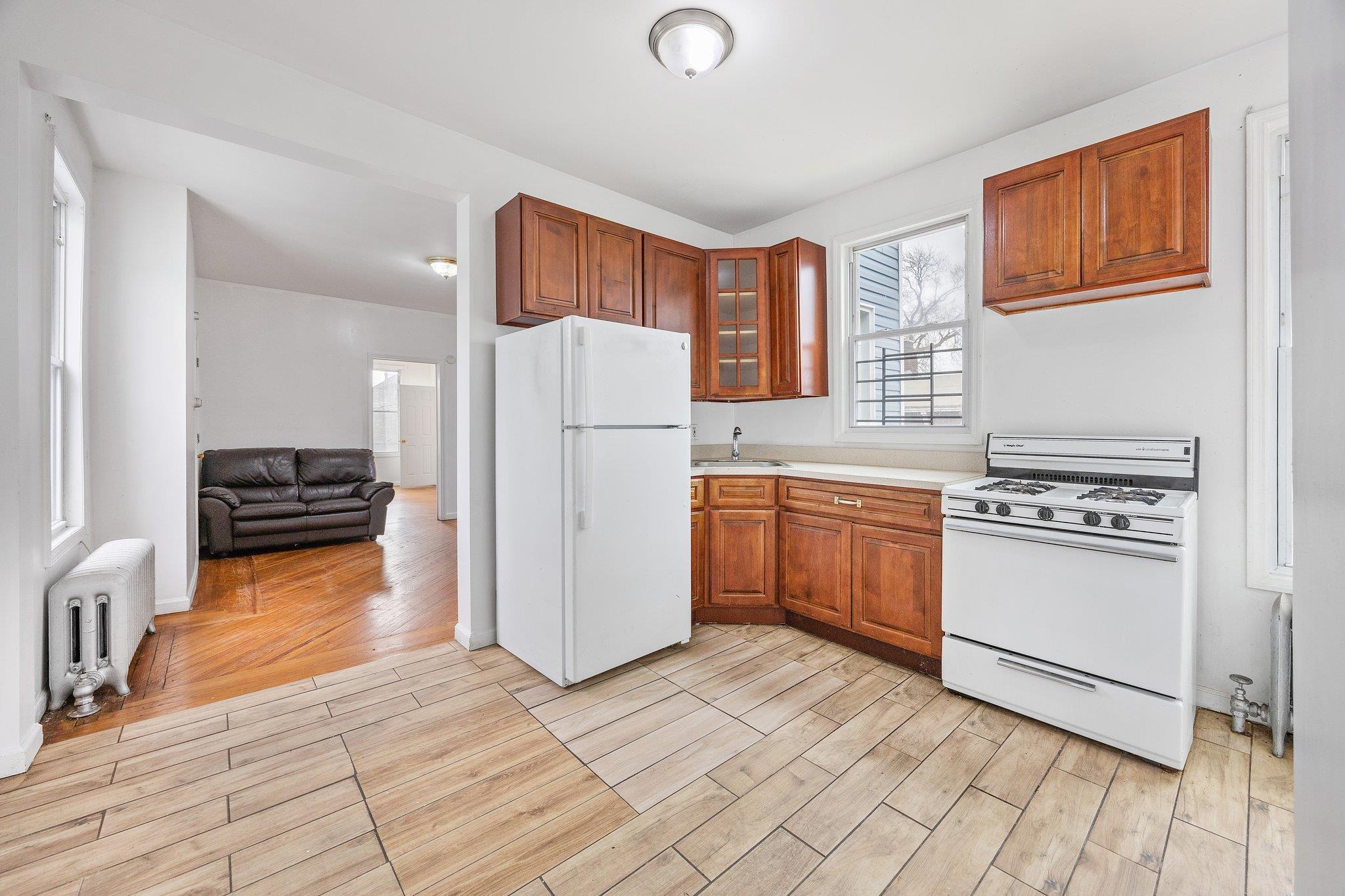 Single Family 86th  Queens, NY 11416, MLS-832632-11