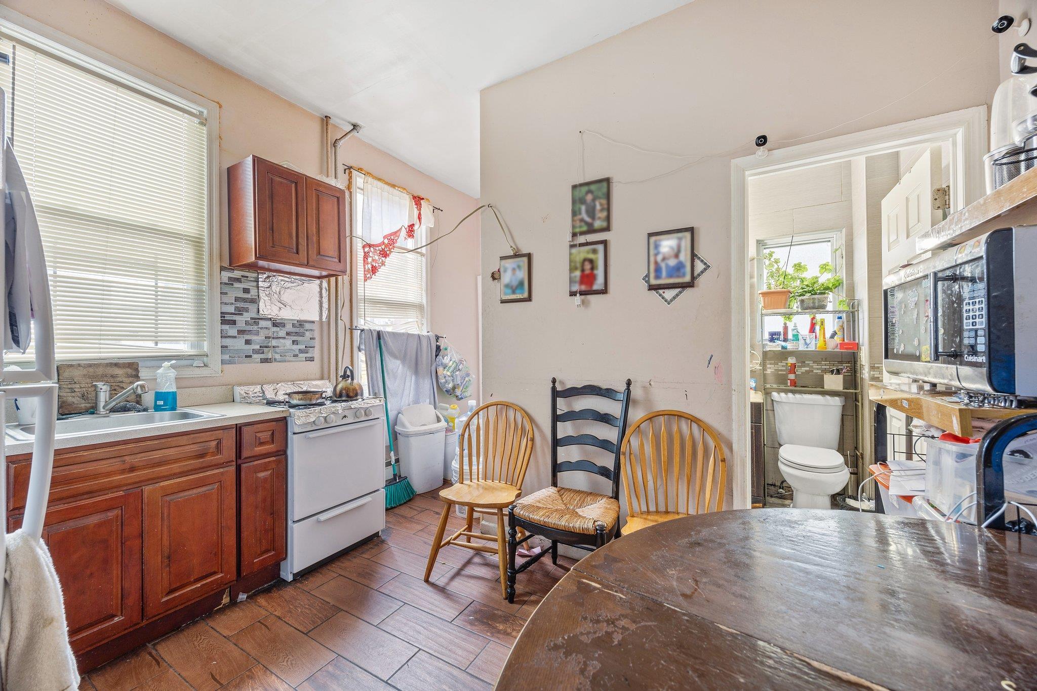 Single Family 86th  Queens, NY 11416, MLS-832632-16