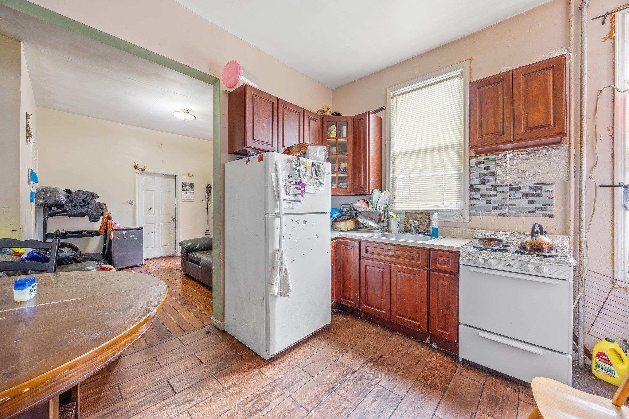 Single Family 86th  Queens, NY 11416, MLS-832632-17