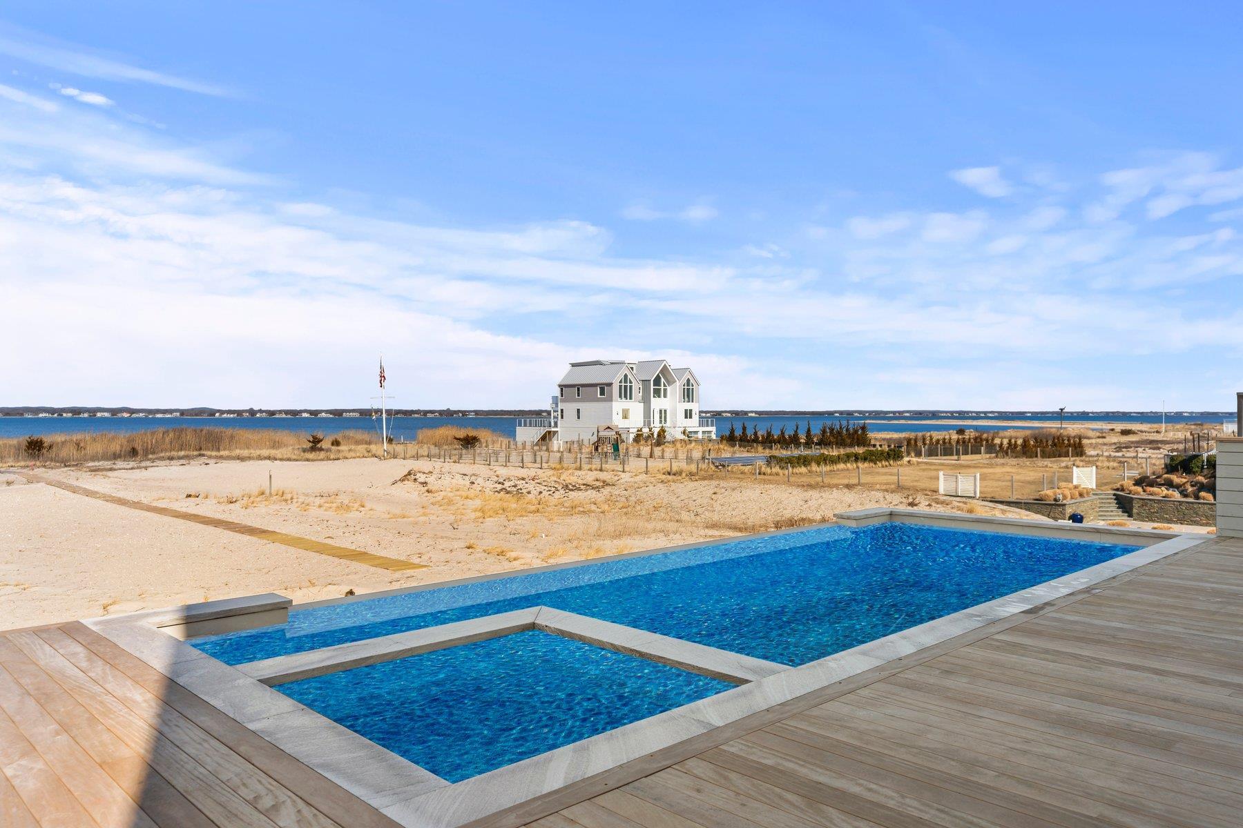 Single Family Dune  Suffolk County, NY 11978, MLS-832677-25