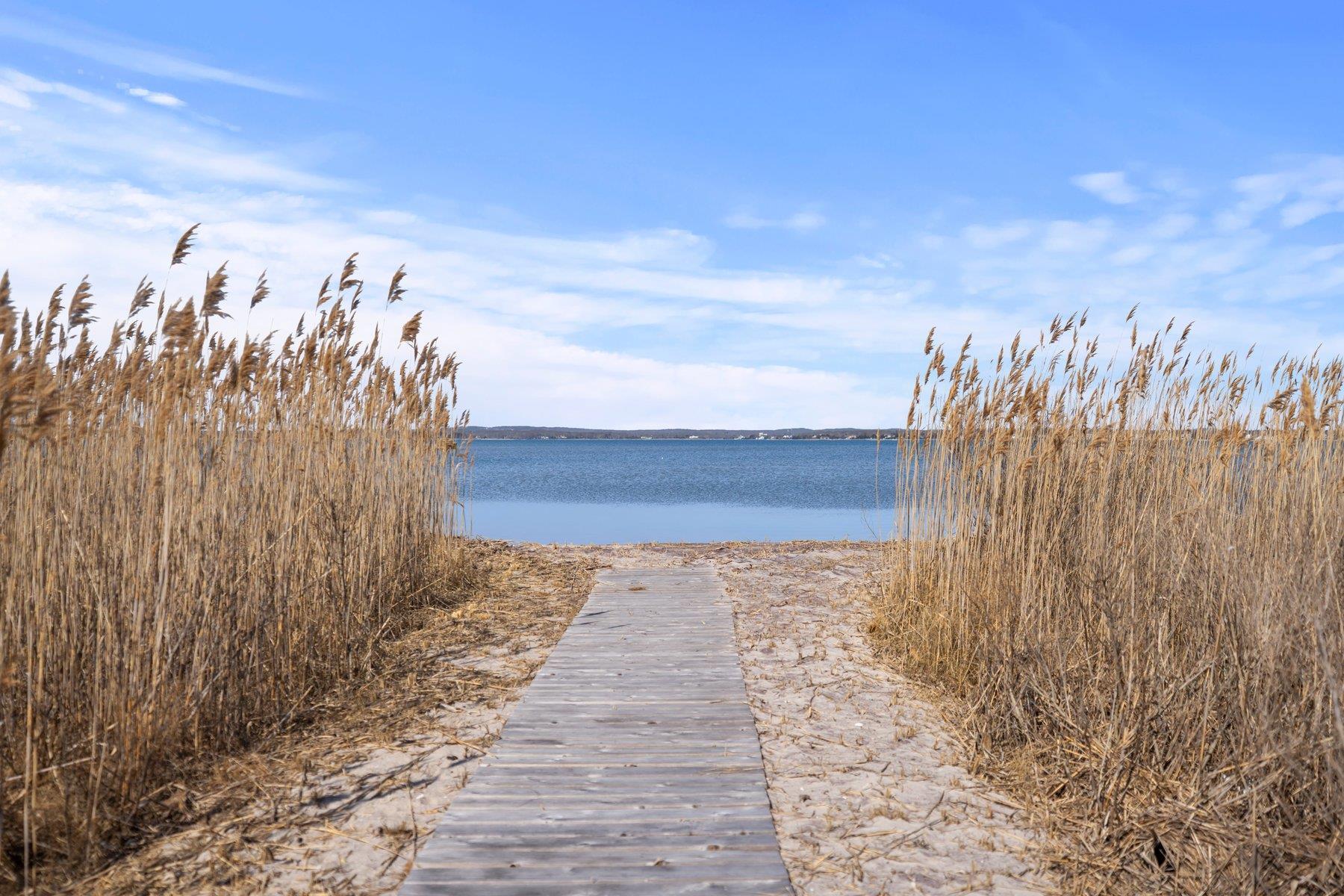 Single Family Dune  Suffolk County, NY 11978, MLS-832677-27