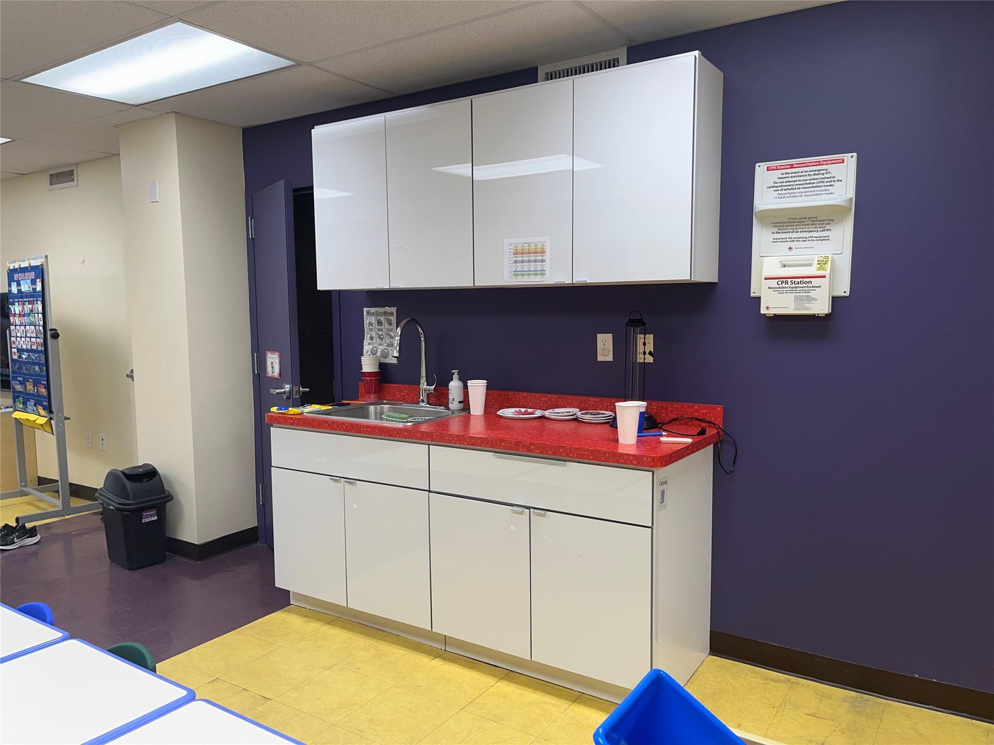 Commercial Sale Main  Queens, NY 11355, MLS-832697-17