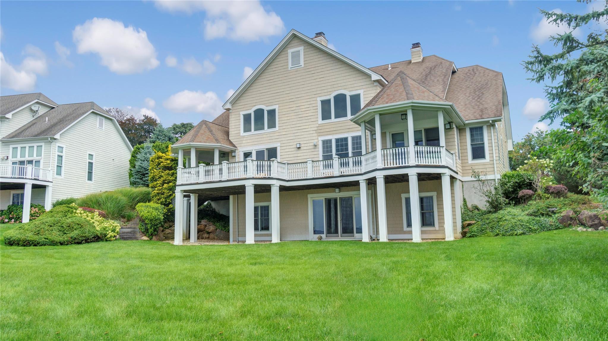 Single Family Pembroke  Nassau County, NY 11542, MLS-832725-41