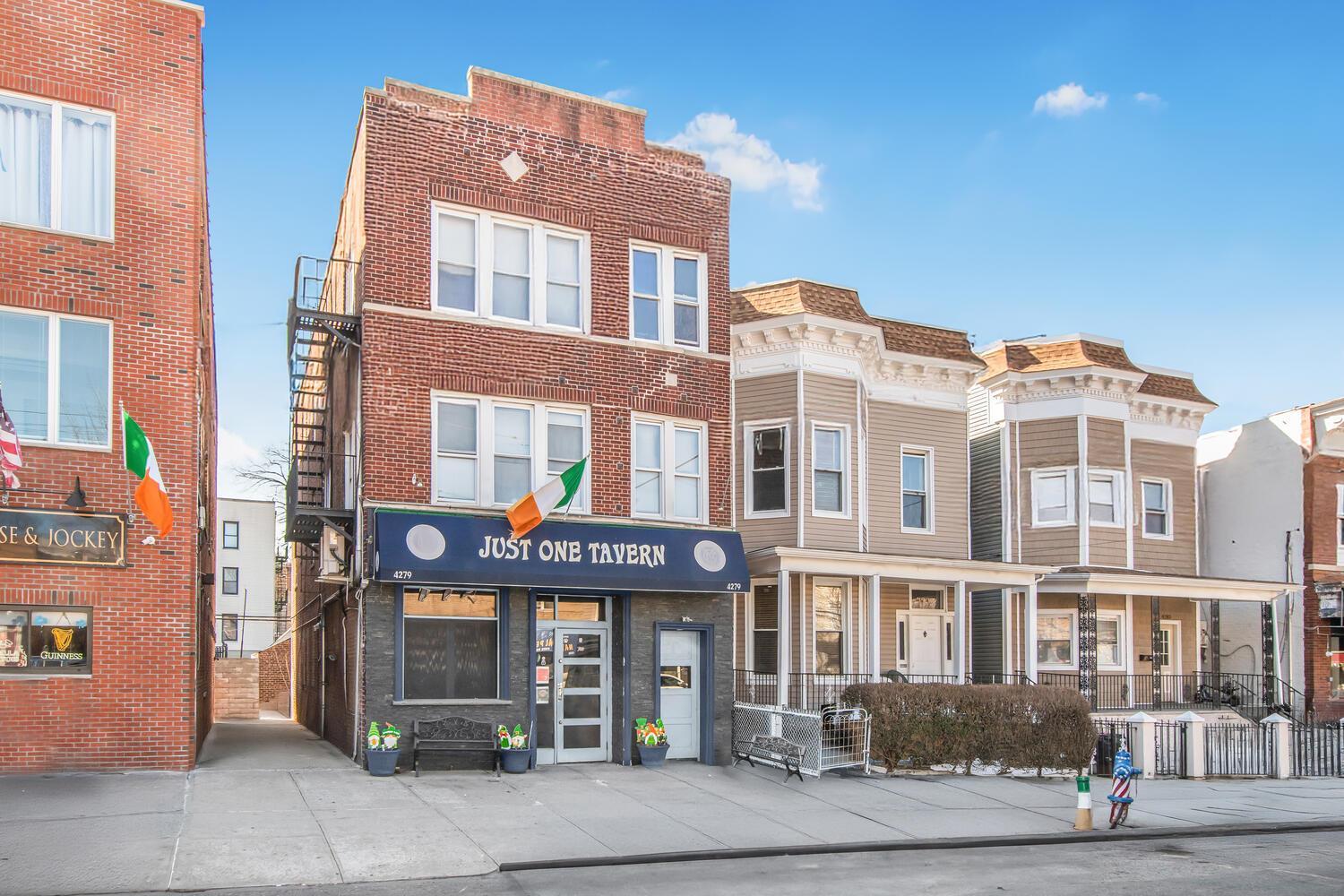 Commercial Sale Katonah  Bronx, NY 10470, MLS-832751-2