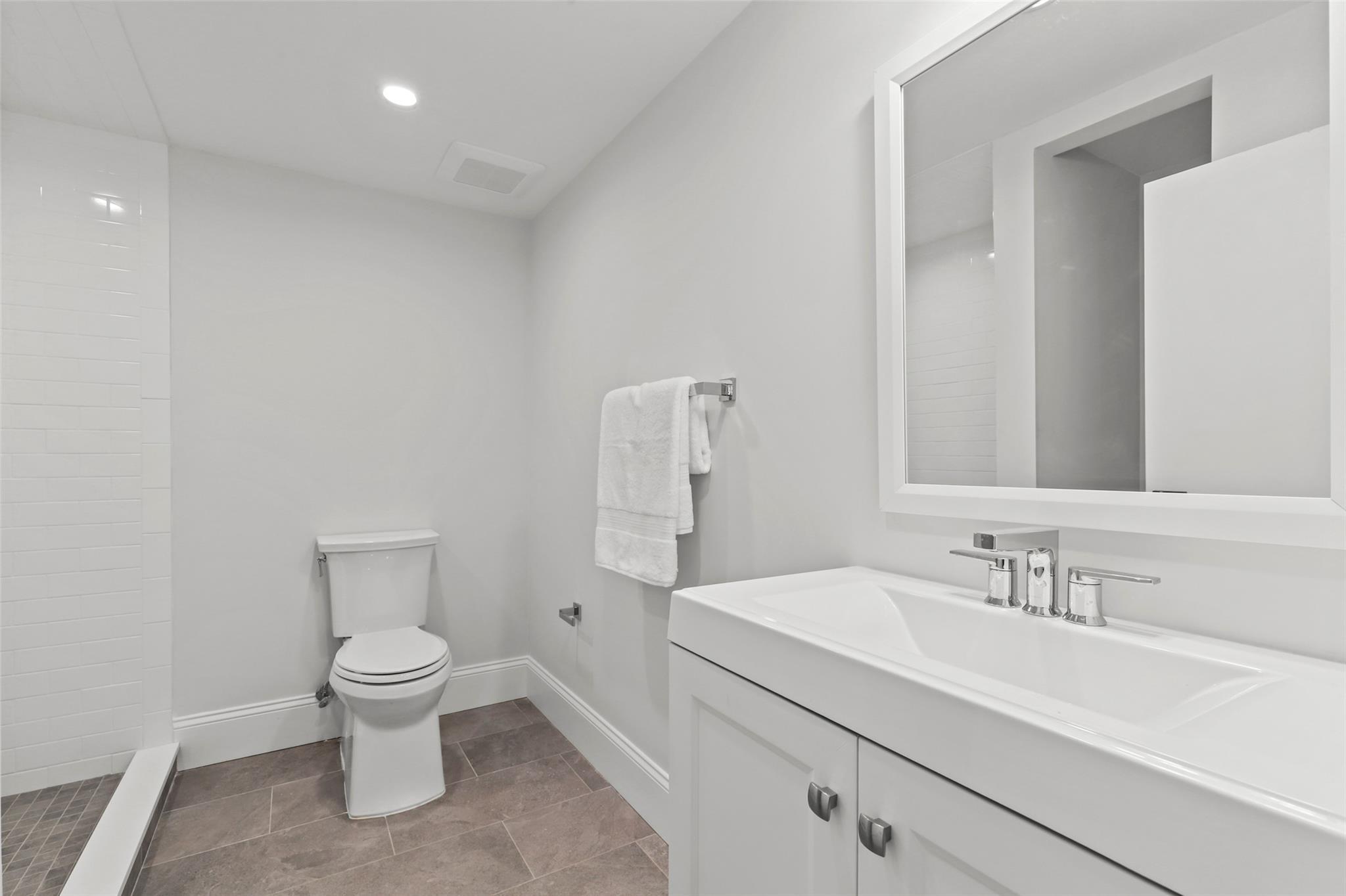 Single Family Tripp  Westchester County, NY 10504, MLS-832785-24