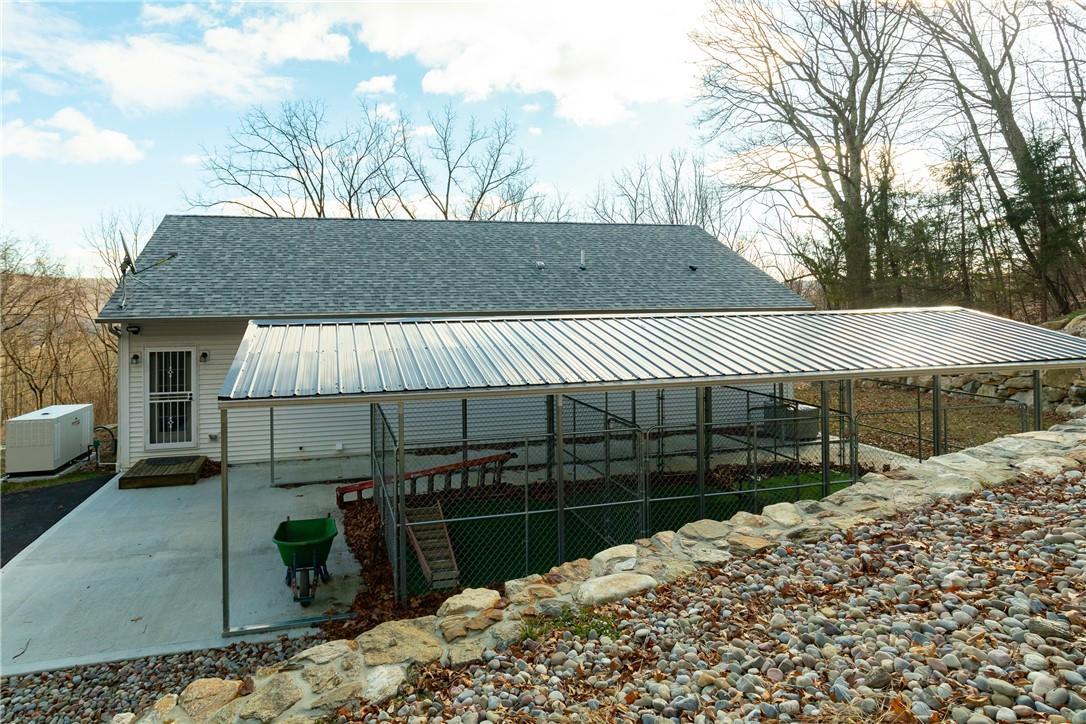 Single Family Nanny Hill  Dutchess County, NY 12564, MLS-832788-23