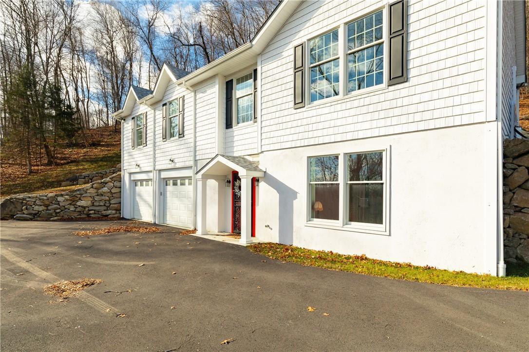 Single Family Nanny Hill  Dutchess County, NY 12564, MLS-832788-32