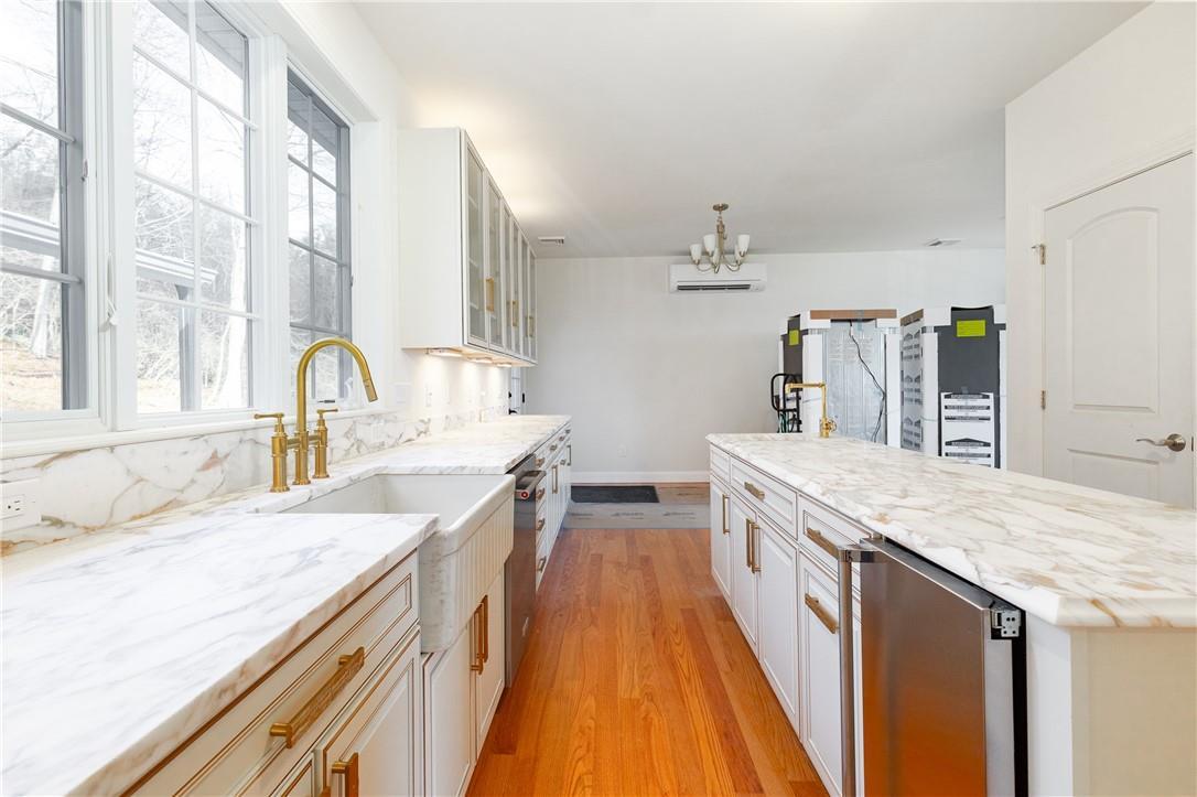 Single Family Nanny Hill  Dutchess County, NY 12564, MLS-832788-7