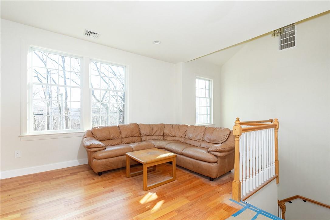 Single Family Nanny Hill  Dutchess County, NY 12564, MLS-832788-8