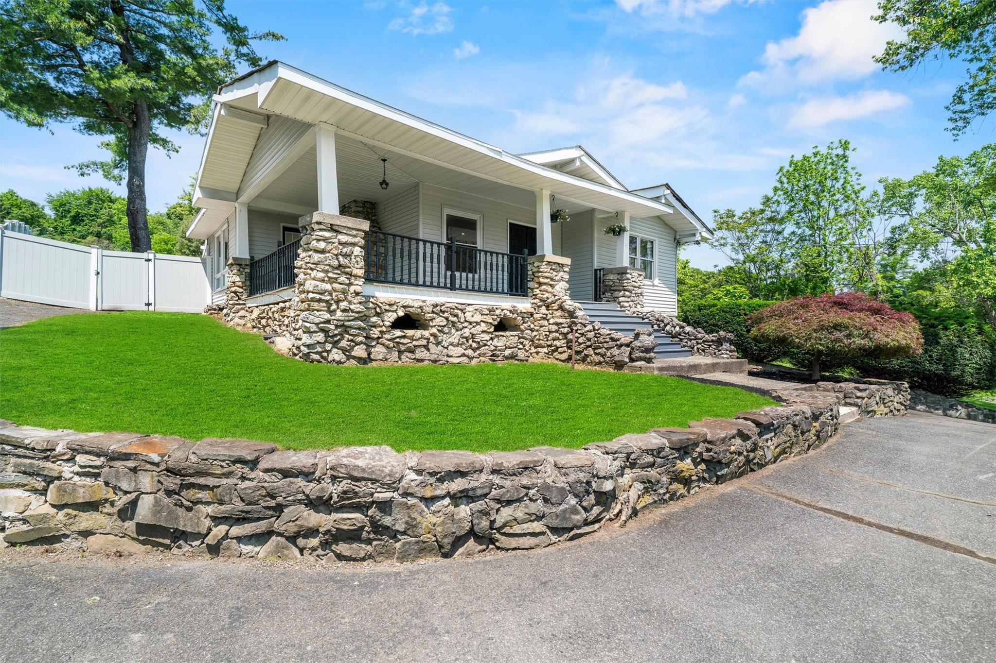 Single Family Route 9w  Orange County, NY 12550, MLS-832796-8