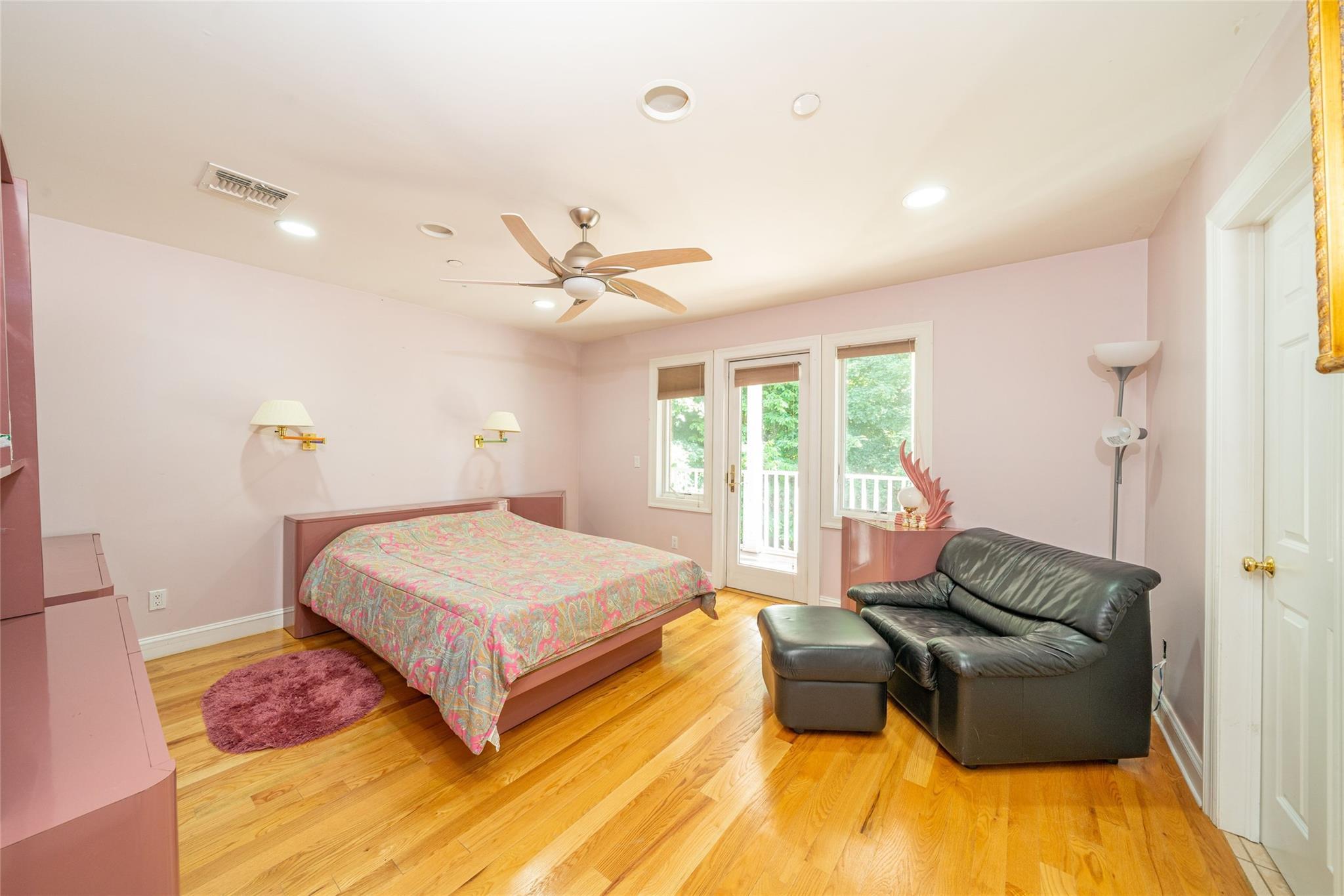 Single Family Vandalay  Westchester County, NY 10583, MLS-832797-17