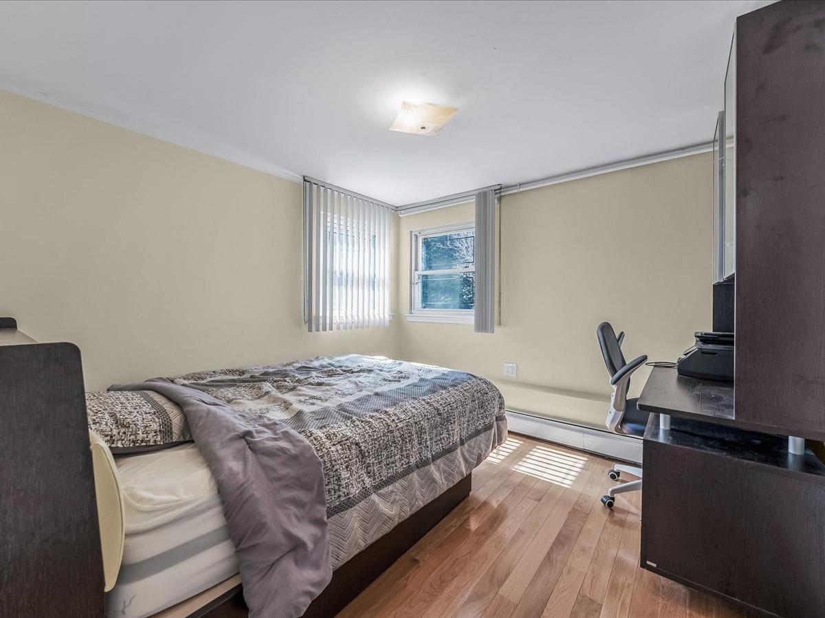 Single Family Robbins  Nassau County, NY 11753, MLS-832815-13