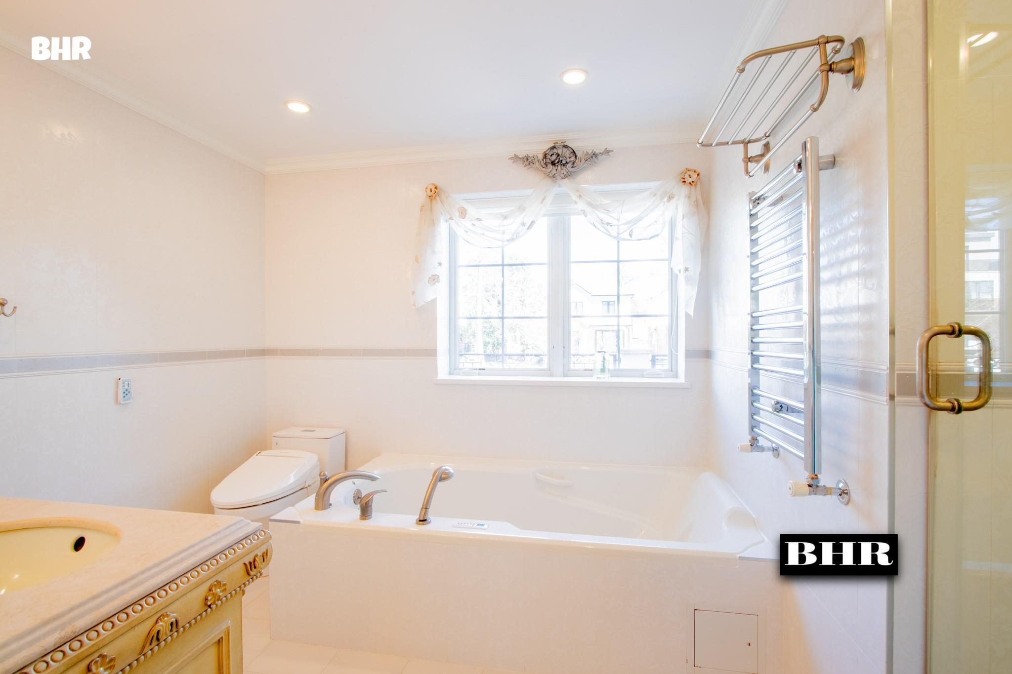 Single Family Ocean  Brooklyn, NY 11235, MLS-832823-14