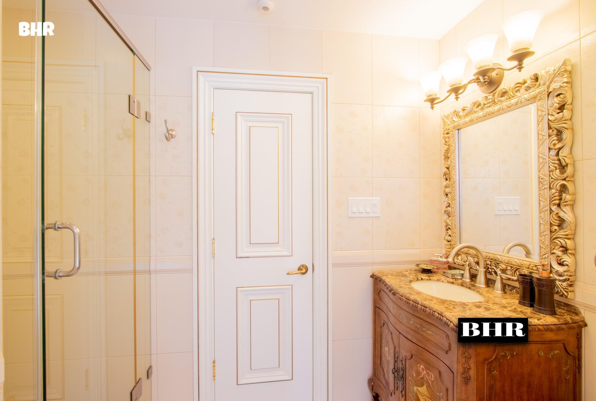 Single Family Ocean  Brooklyn, NY 11235, MLS-832823-37