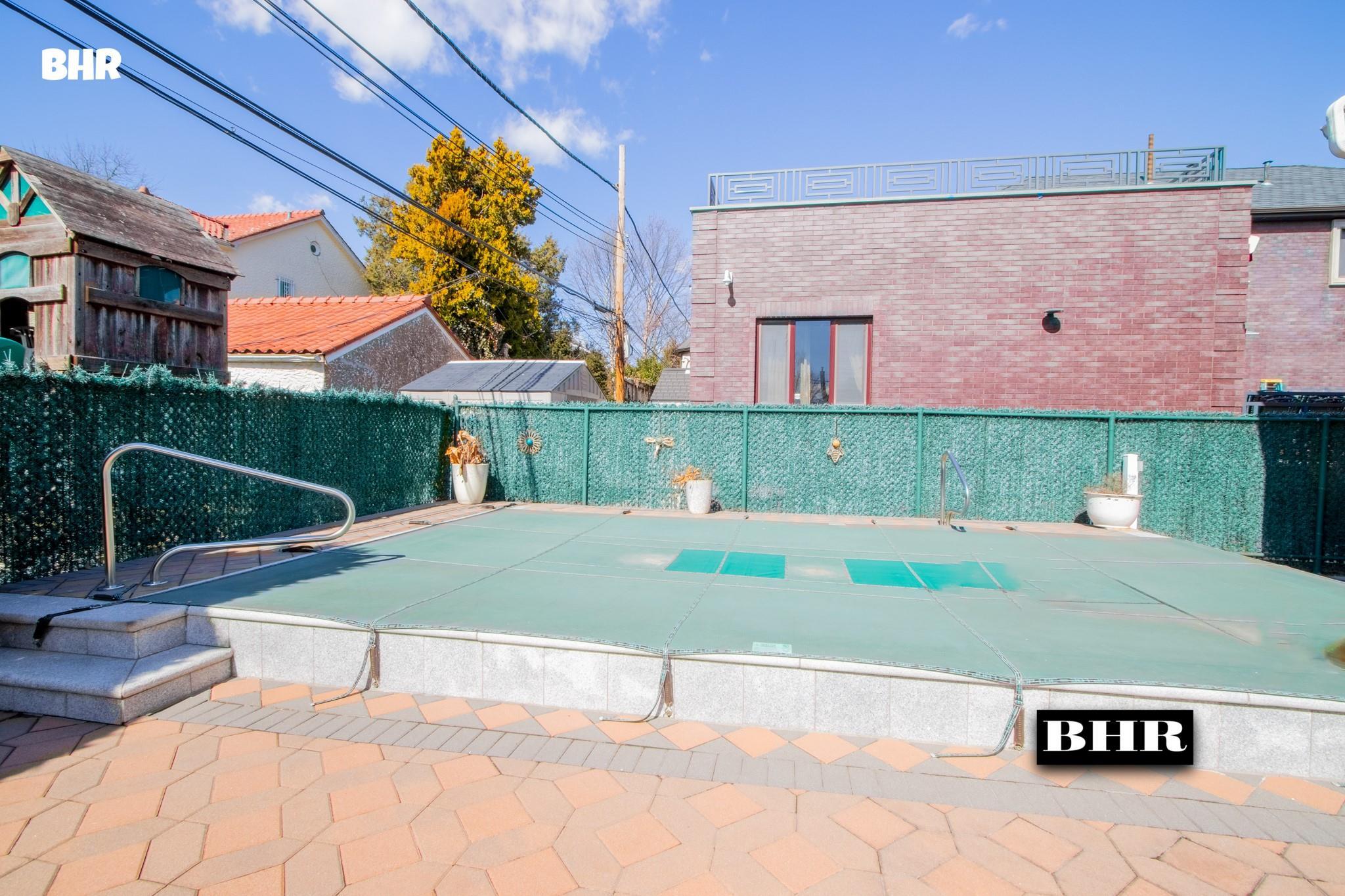 Single Family Ocean  Brooklyn, NY 11235, MLS-832823-40