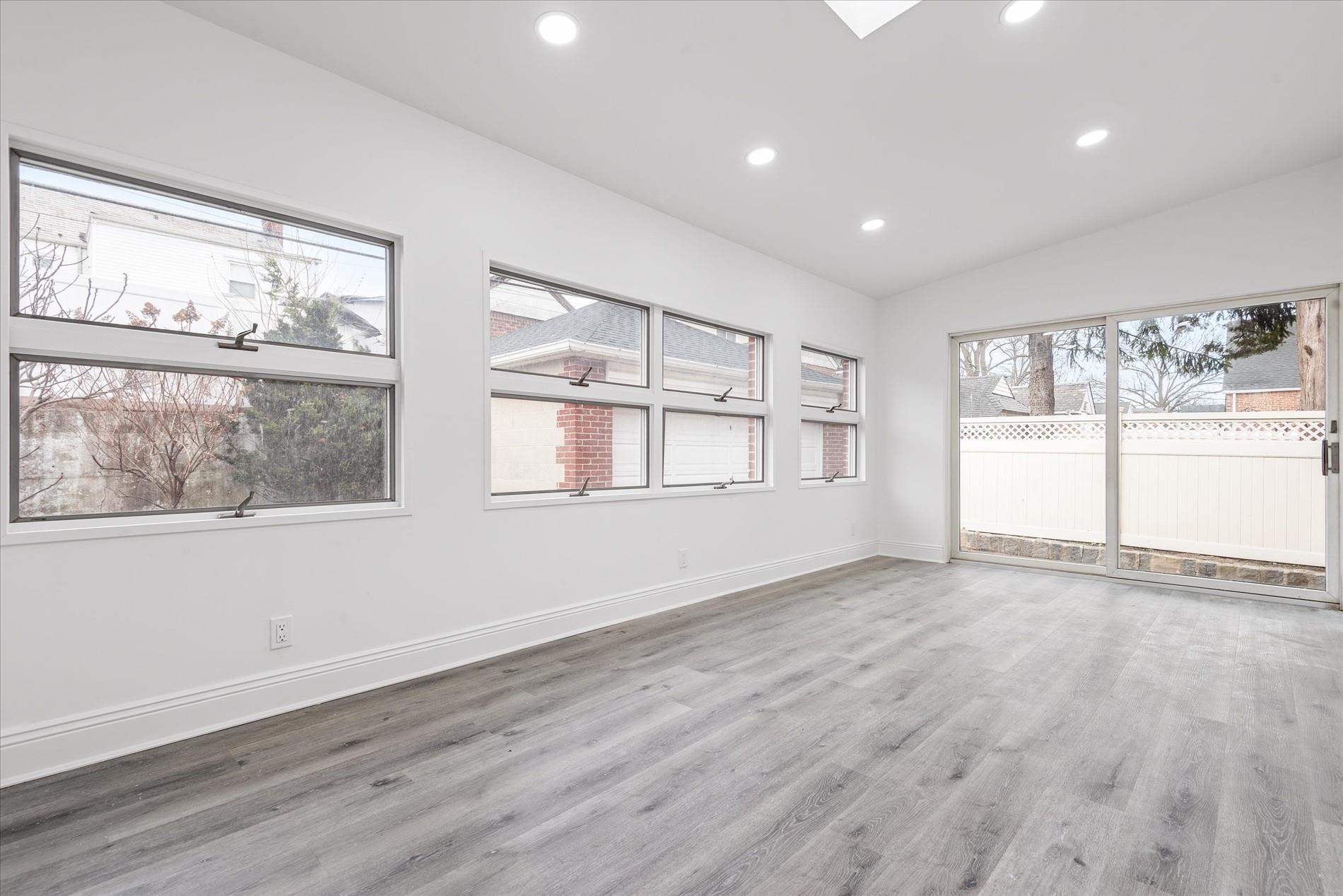 Single Family 212th  Queens, NY 11364, MLS-832837-11