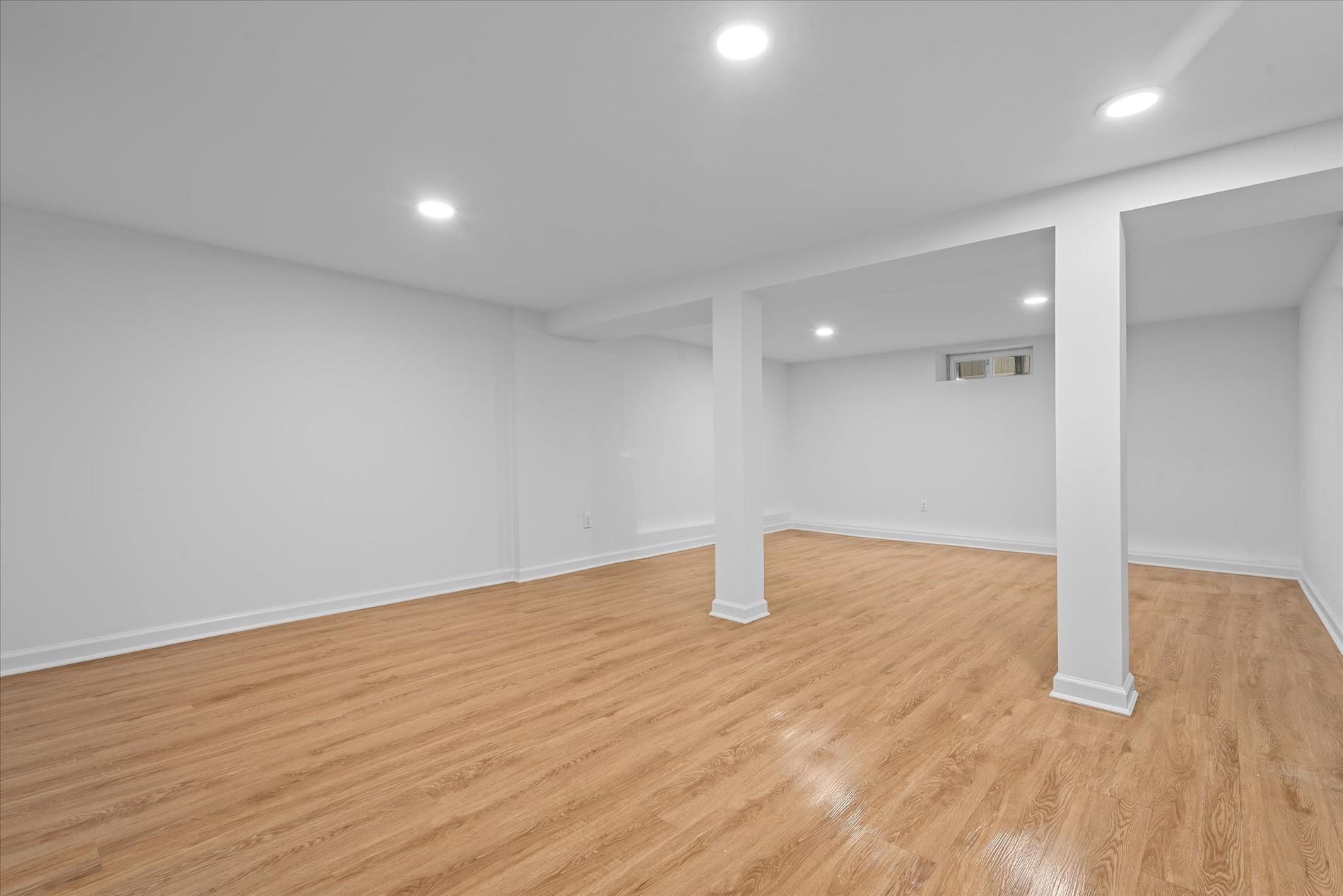 Single Family 212th  Queens, NY 11364, MLS-832837-32