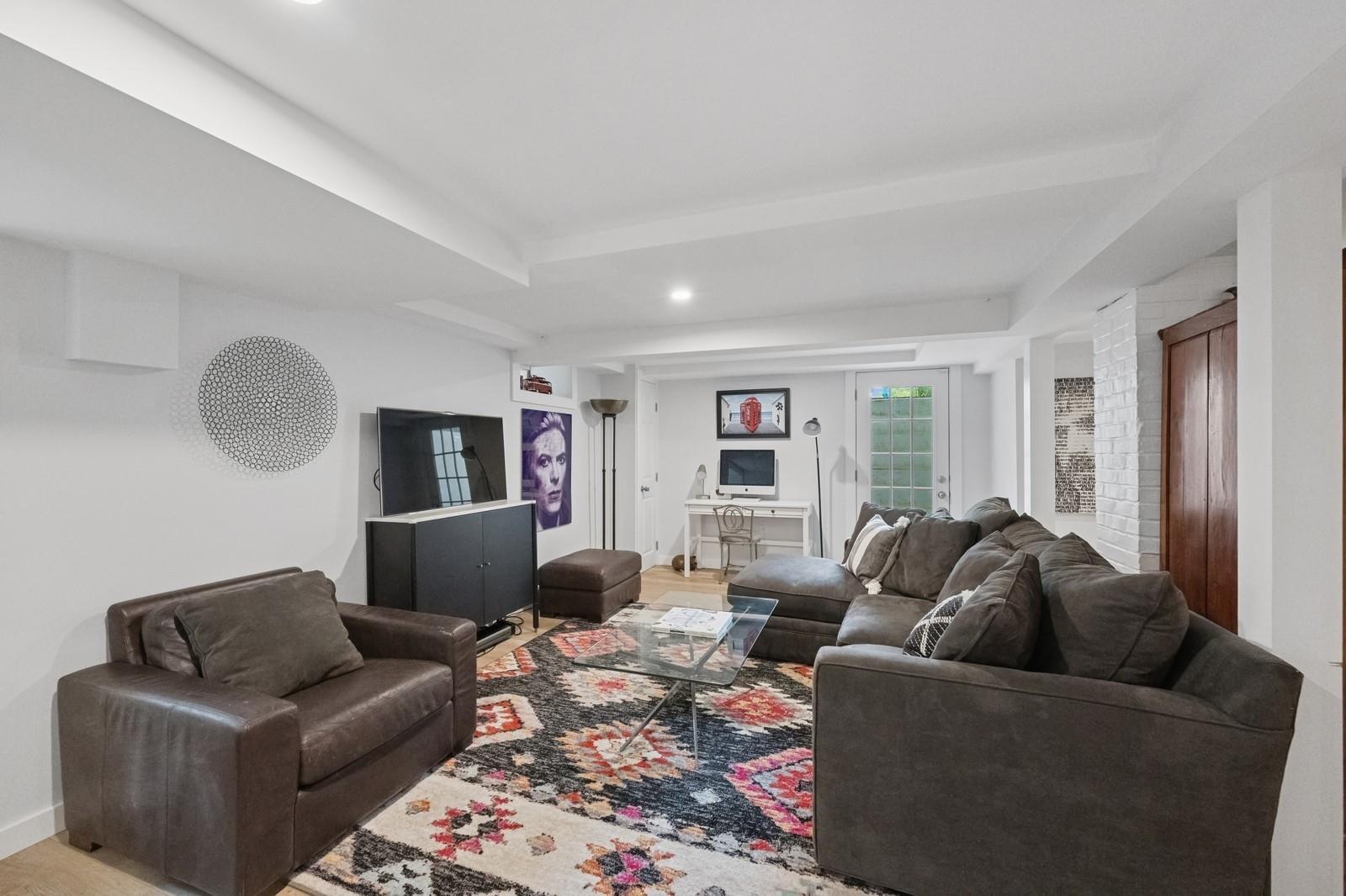 Single Family Richmond  Suffolk County, NY 11971, MLS-832863-24