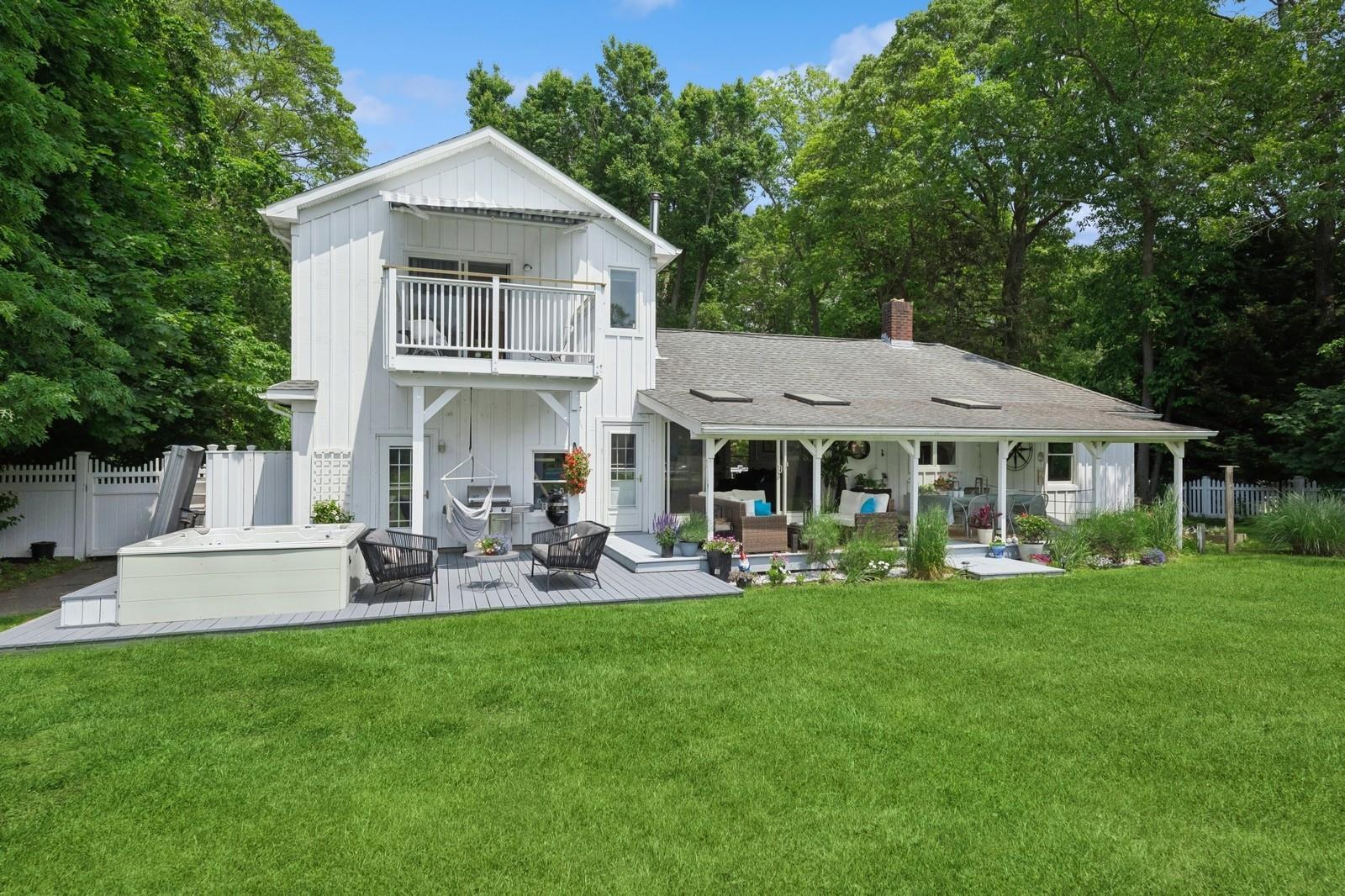 Single Family Richmond  Suffolk County, NY 11971, MLS-832863-25