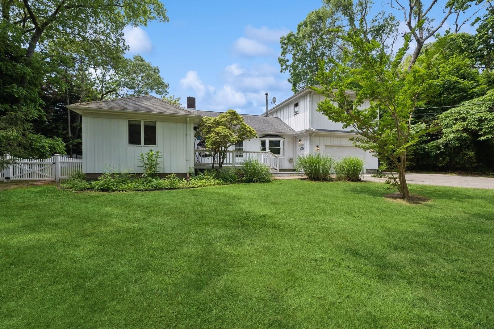 Single Family Richmond  Suffolk County, NY 11971, MLS-832863-29