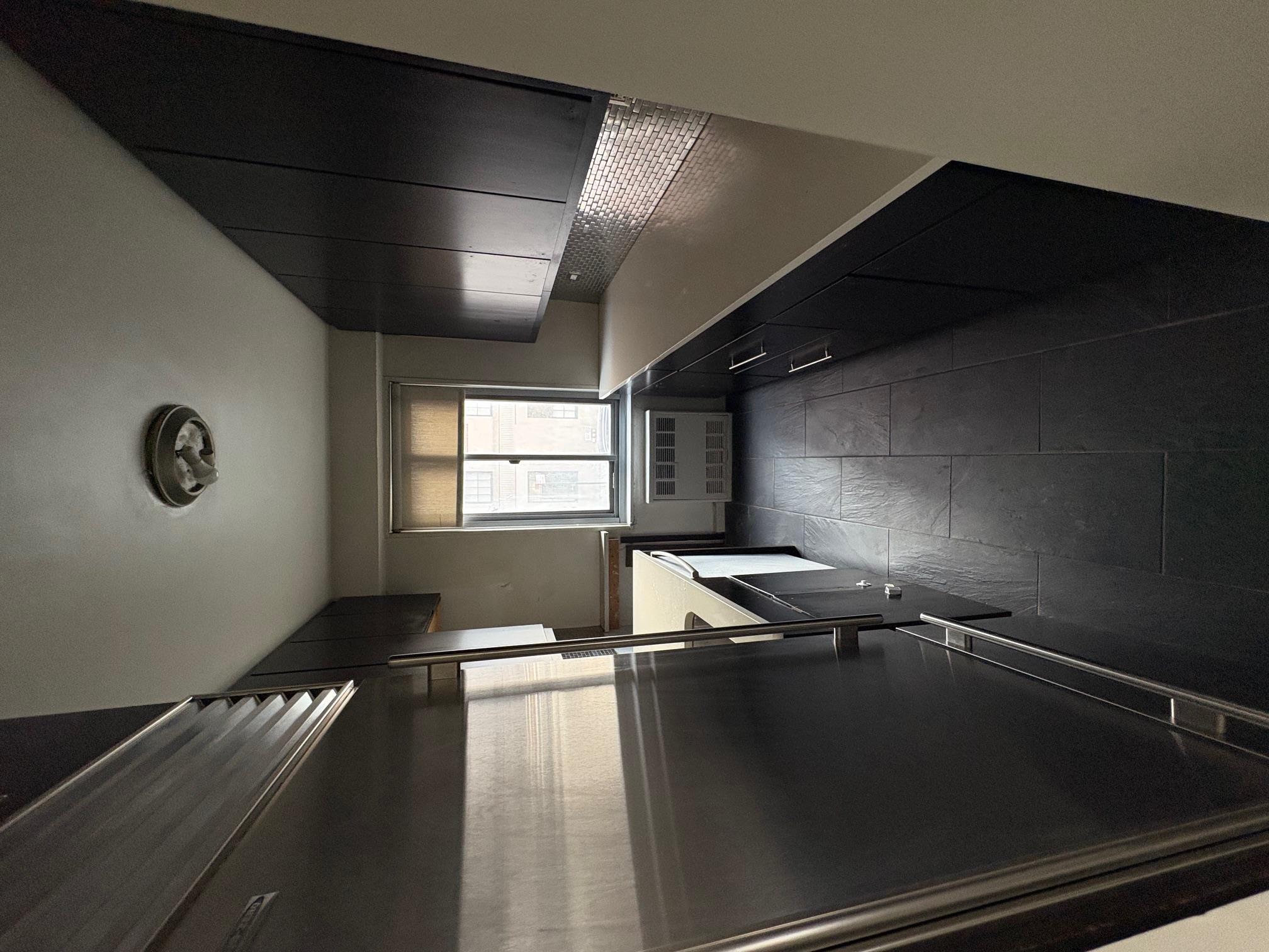 Condo 12th  Manhattan, NY 10011, MLS-832904-8