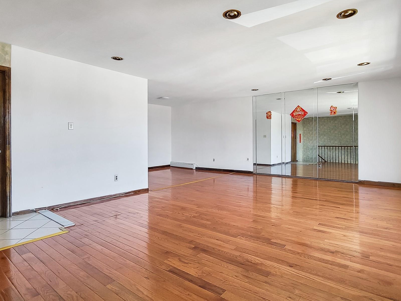 Single Family 60th  Queens, NY 11355, MLS-832917-11