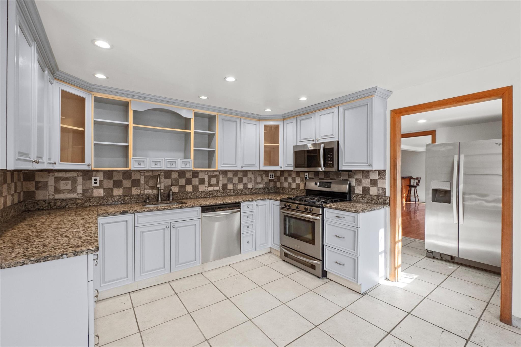 Single Family Park  Orange County, NY 10925, MLS-832949-10