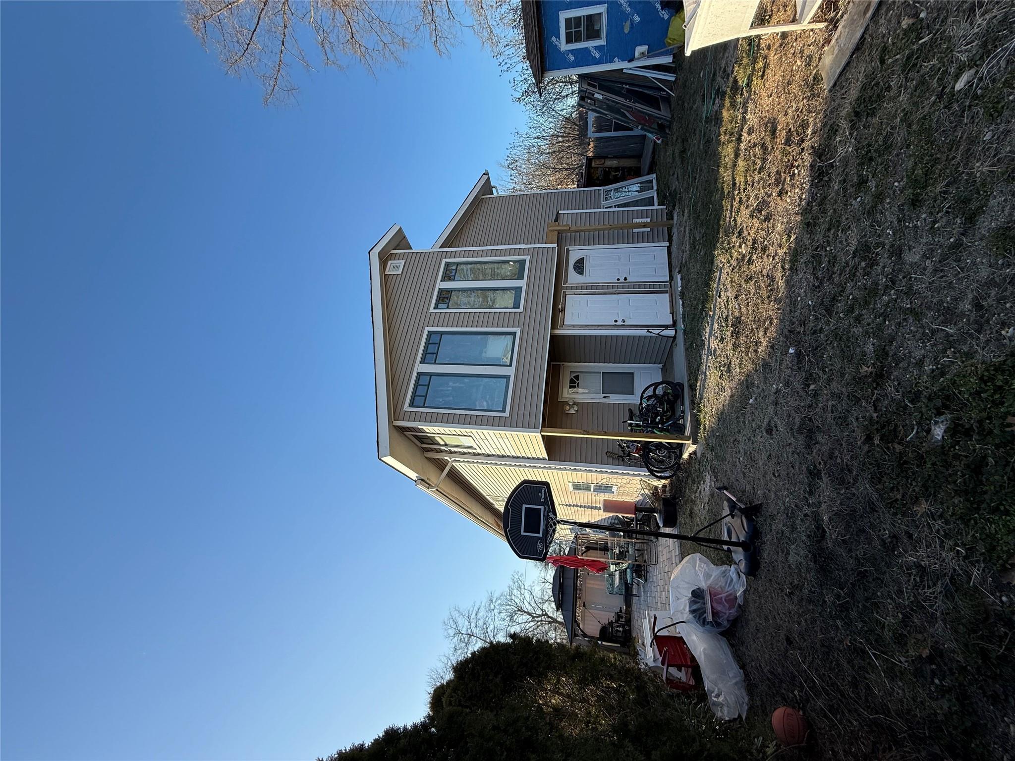 Single Family Hampton  Suffolk County, NY 11967, MLS-832983-25