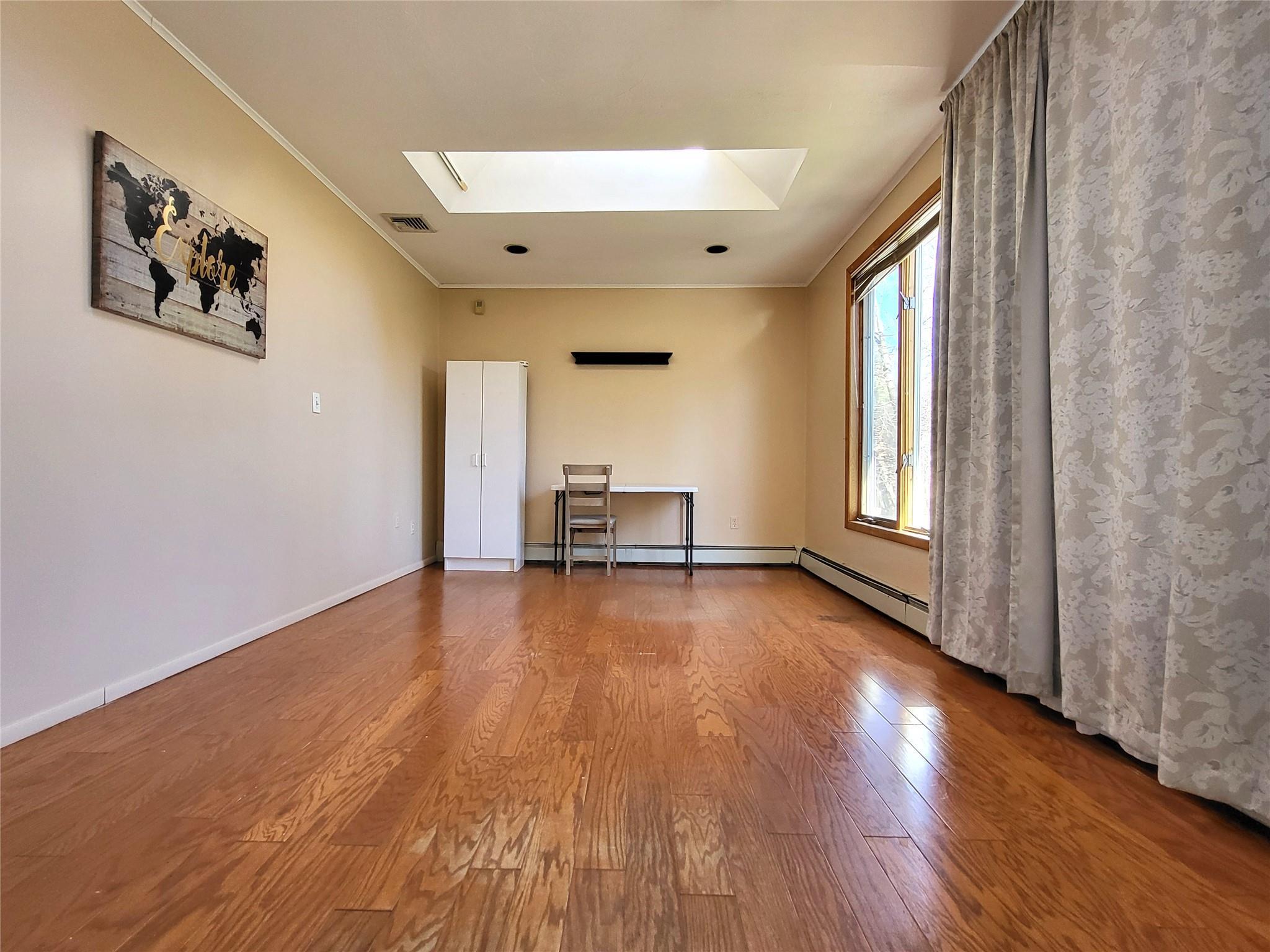 Single Family Eden  Suffolk County, NY 11790, MLS-833000-12